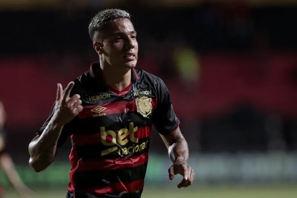 Contratação de Riquelme não tem ligação com Carlos Alberto – Foto: Rafael Vieira/AGIF.