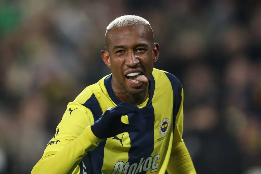ISTANBUL, TURKEY – APRIL 6: Anderson Talisca of Fenerbahce celebrates after scoring his team’s third goal during the Turkish Super League match between Fenerbahce and Trabzonspor at Ulker Sukru Saracoglu Stadium on April 6, 2025 in Istanbul, Turkey. (Photo by Ahmad Mora/Getty Images)