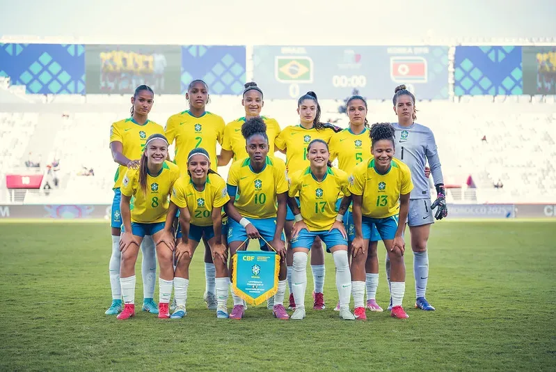 Jogadoras titulares do Brasil no duelo contra a Coreia do Norte - Foto: Fabio Souza/CBF