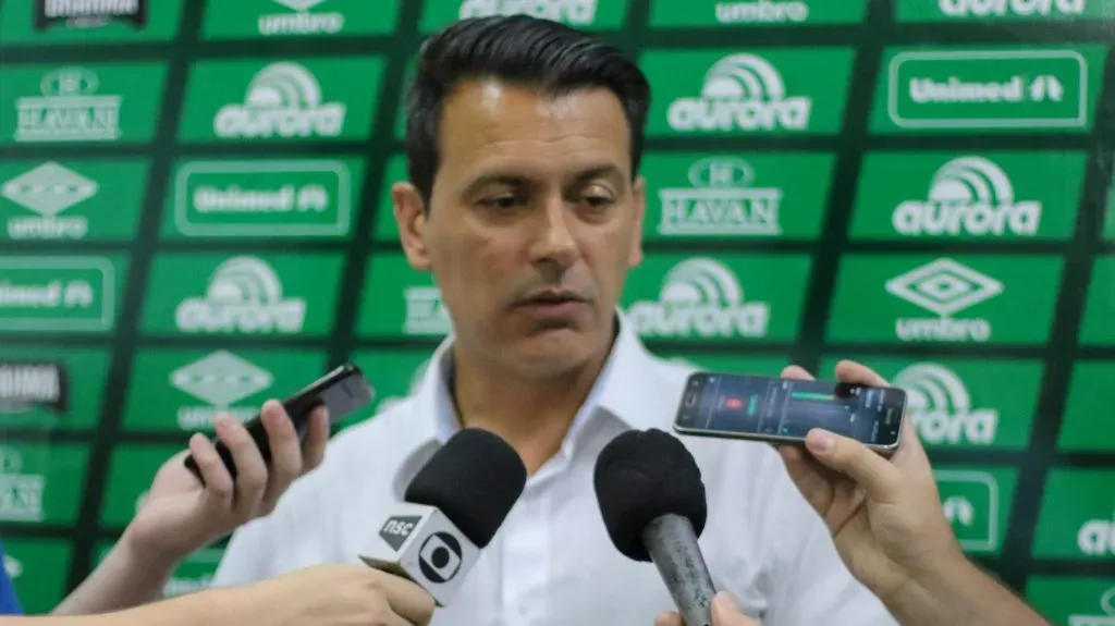 Rui Costa virou assunto - Foto: Liamara Polli/AGIF.