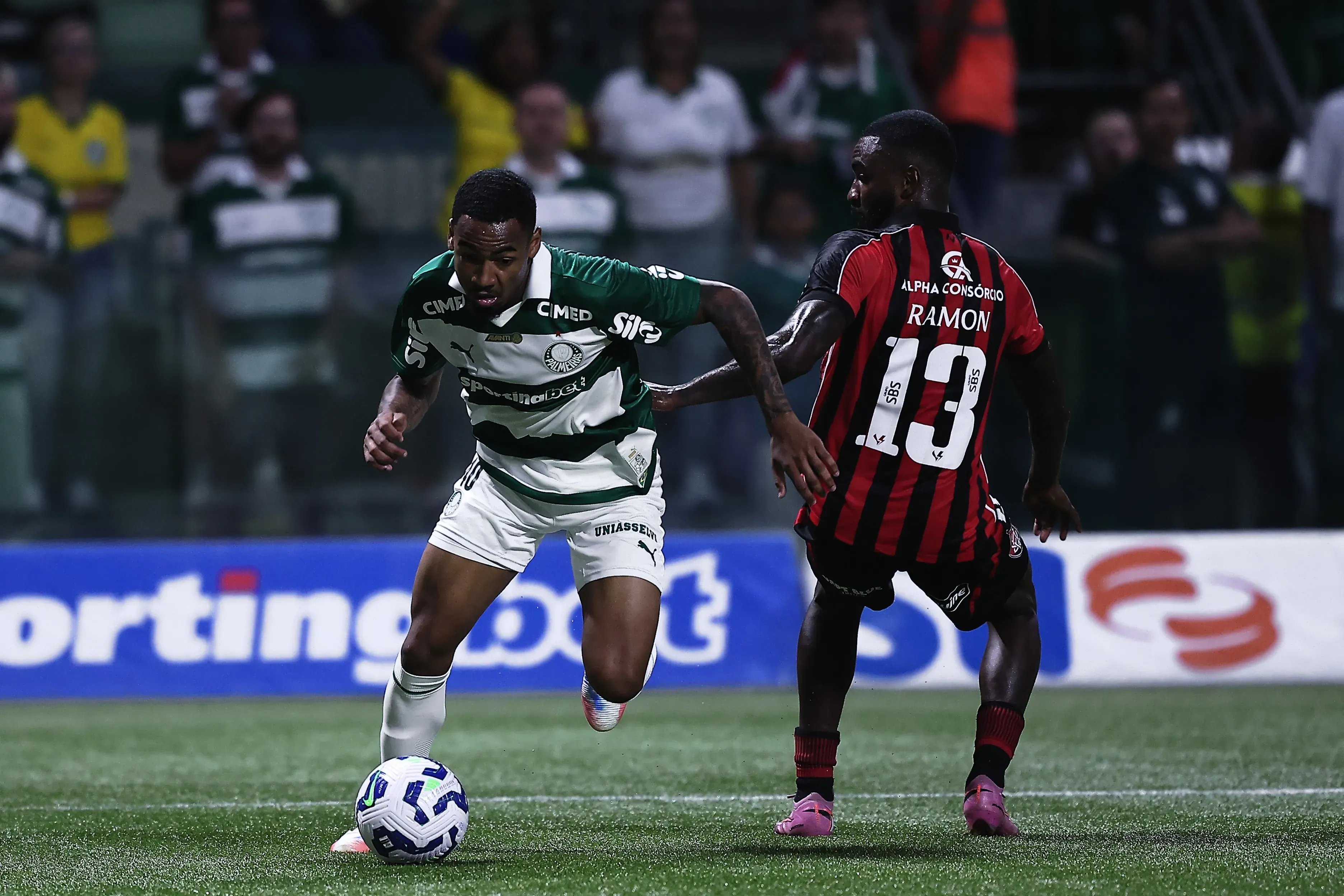 Palmeiras não fez um bom jogo contra o Vitória – Foto: Ettore Chiereguini/AGIF.