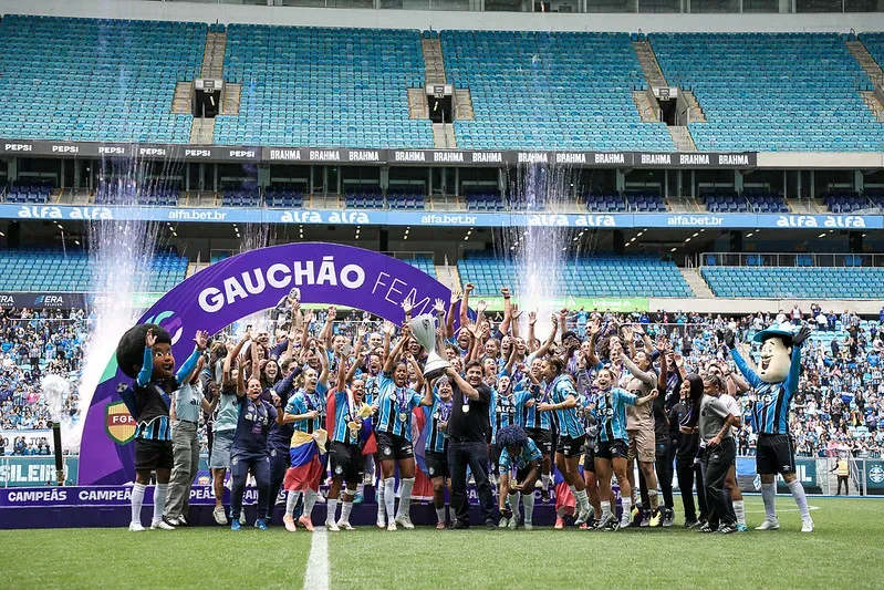 O Grêmio conquistou o 6º título do Gauchão Feminino - Foto: Angelo Pieretti/Grêmio