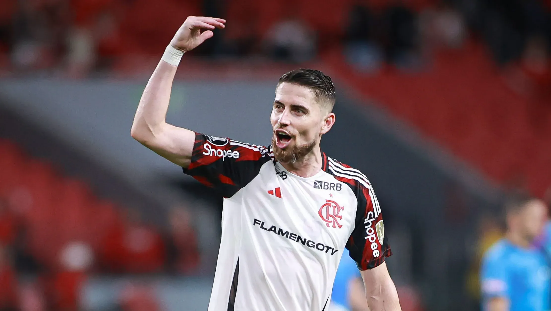 Jorginho, meia do Flamengo. Foto: Maxi Franzoi/AGIF