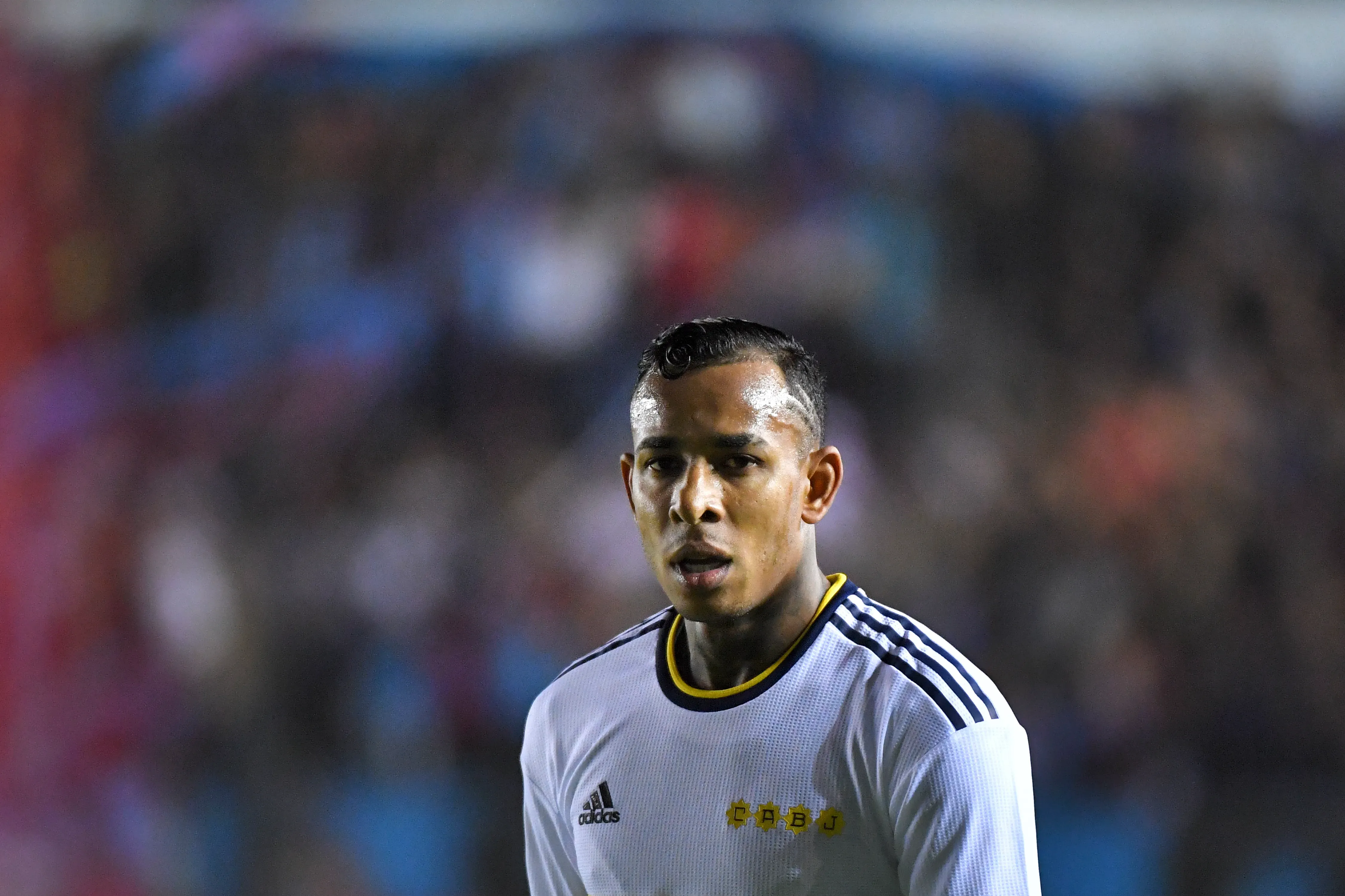 ARANDI, ARGENTINA – JUNE 1: Sebastian Villa of Boca Juniors reacts during a match between Arsenal and Boca Juniors as part of Liga Profesional 2023 at Julio Humberto Grondona Stadium on June 1, 2023 in Sarandi, Argentina. (Photo by Amilcar Orfali/Getty Images)