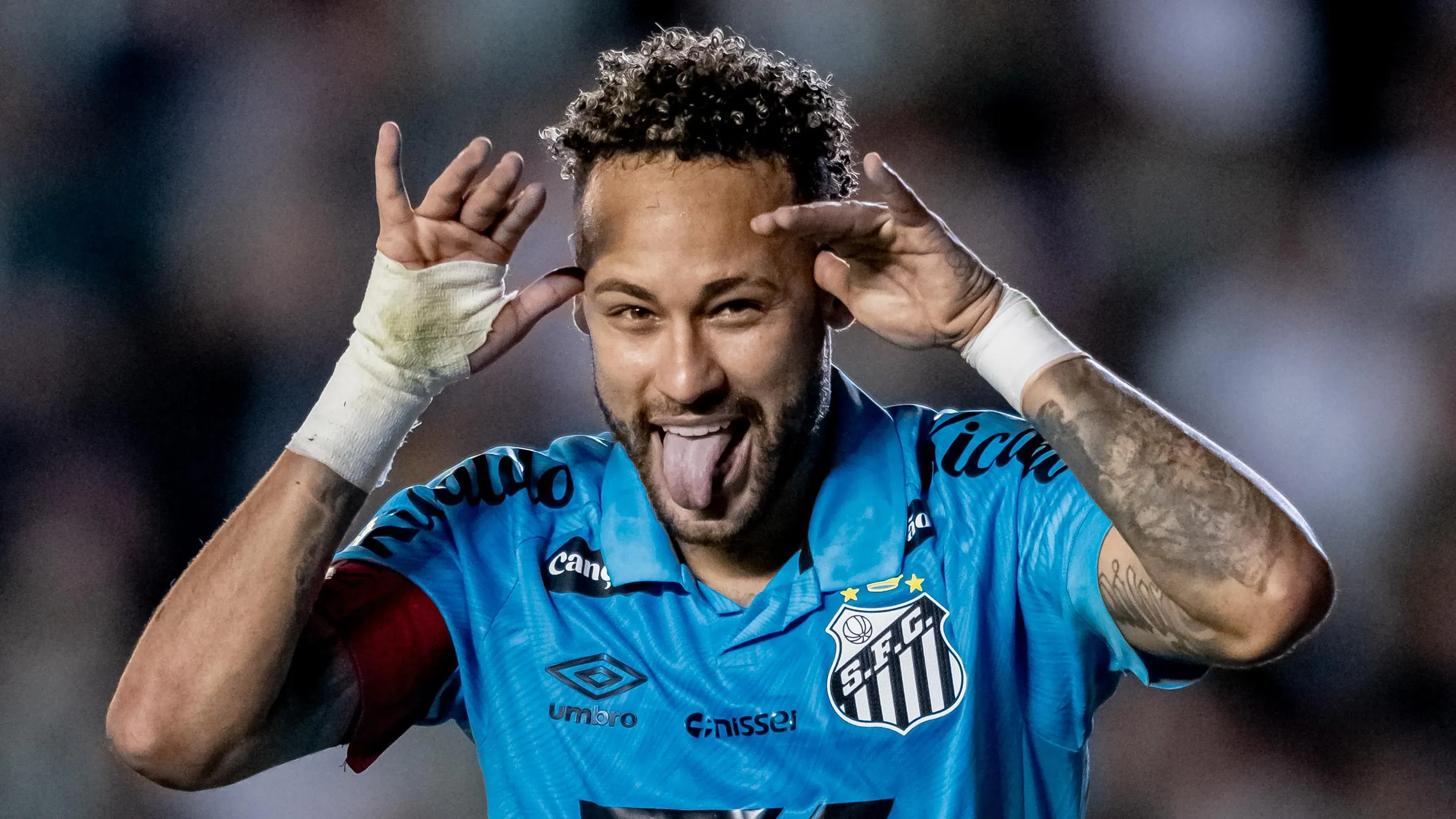 Neymar comemorando um de seus gols no Alfredo Jaconi. Foto: Léo piva/ Santos FC