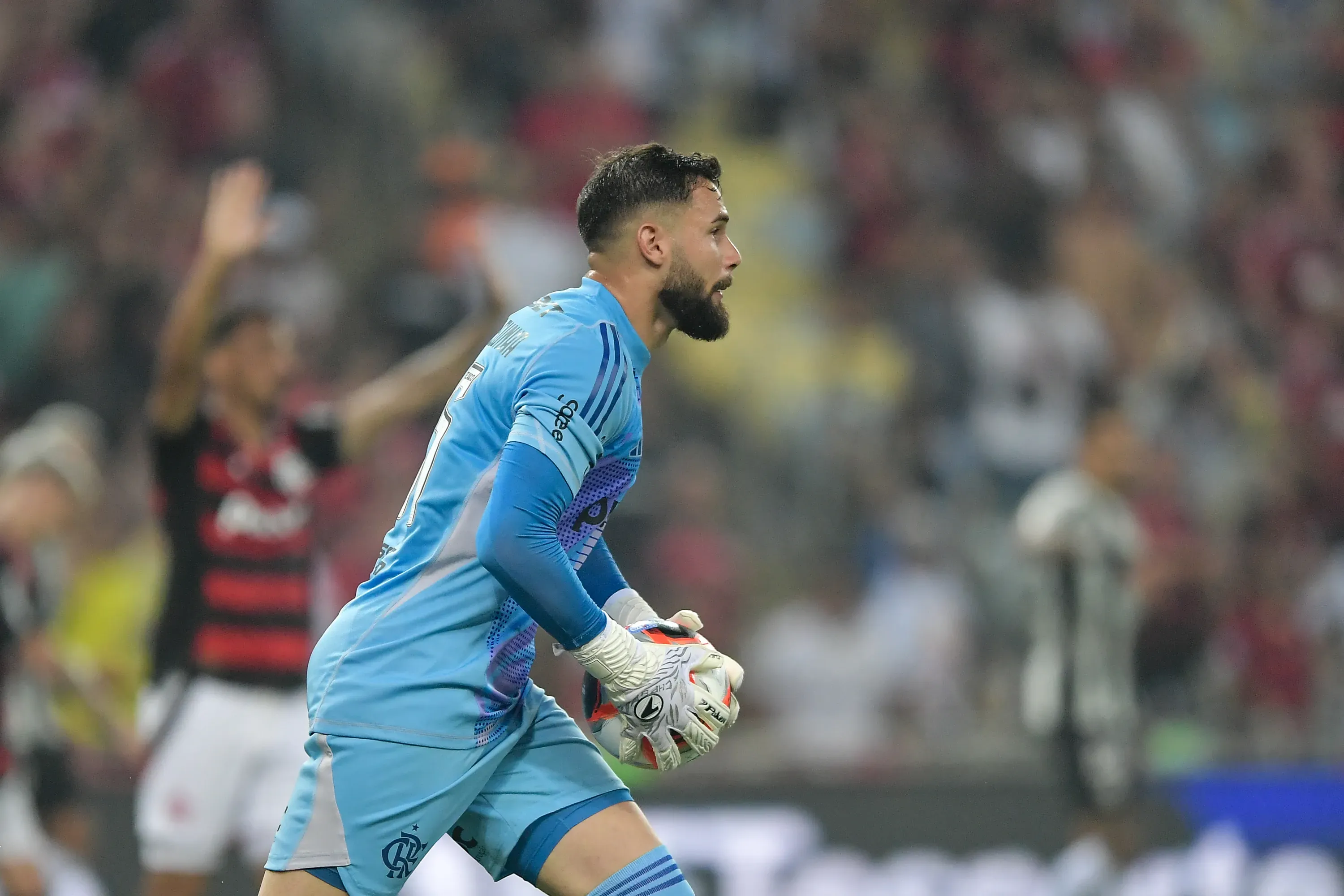 Matheus Cunha goleiro do Flamengo durante partida contra o Botafogo no estadio Maracana pelo campeonato Carioca 2025. Foto: Thiago Ribeiro/AGIF