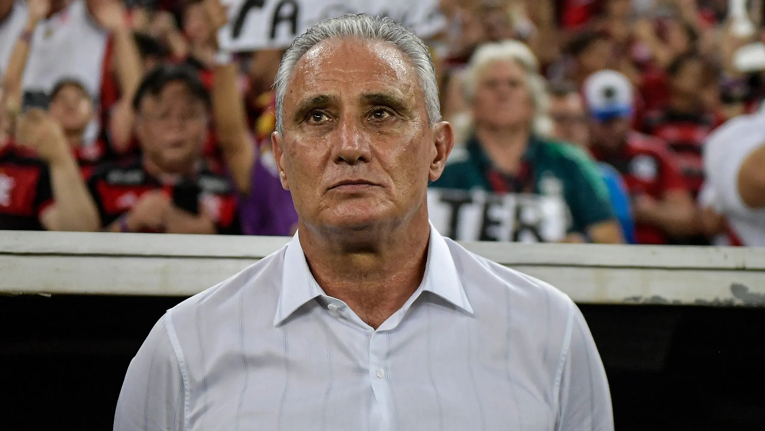 Tite mandou a real - Foto: Thiago Ribeiro/AGIF.
