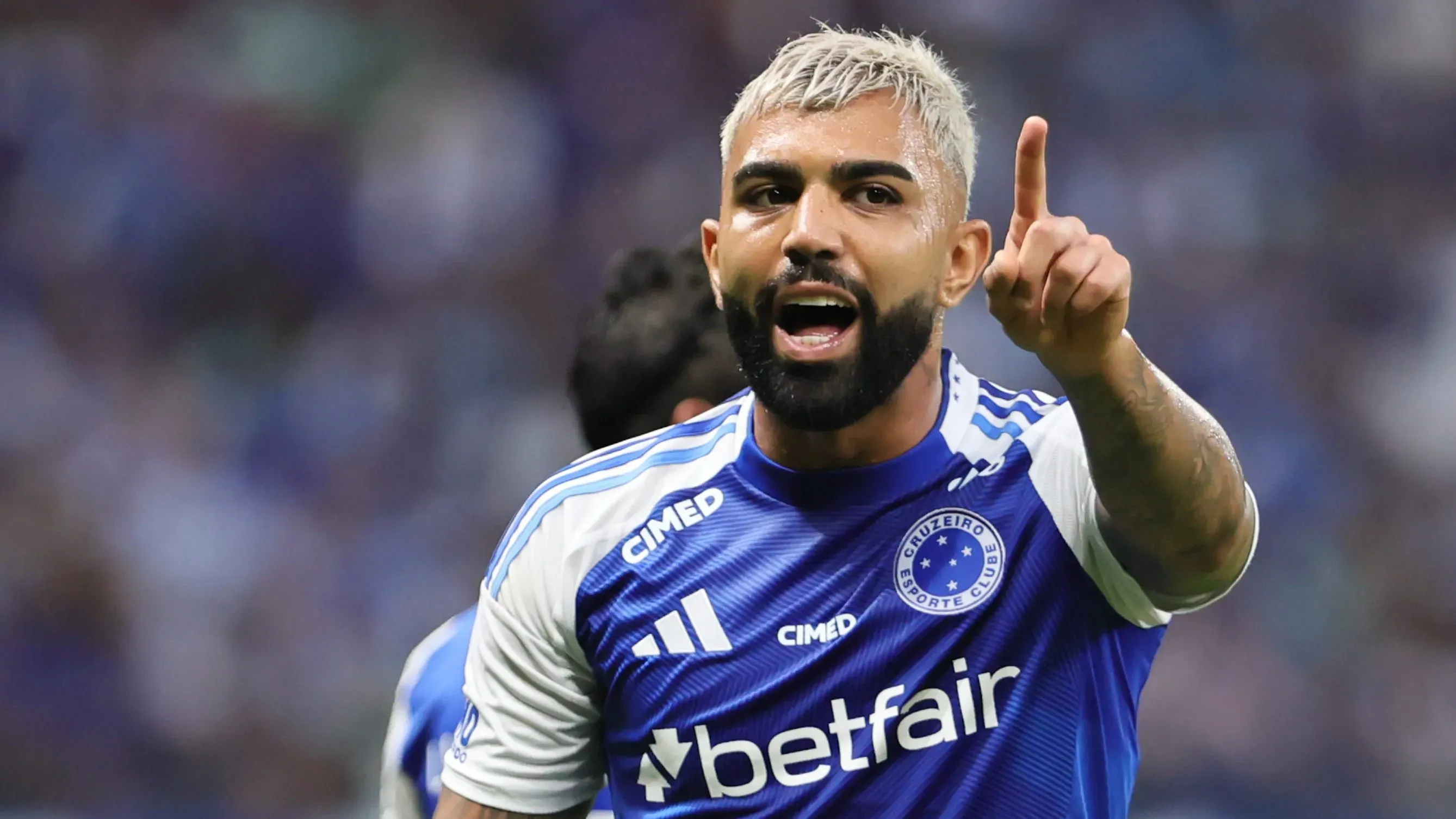 Gabigol em campo pelo Cruzeiro. Foto: Gilson Lobo/AGIF