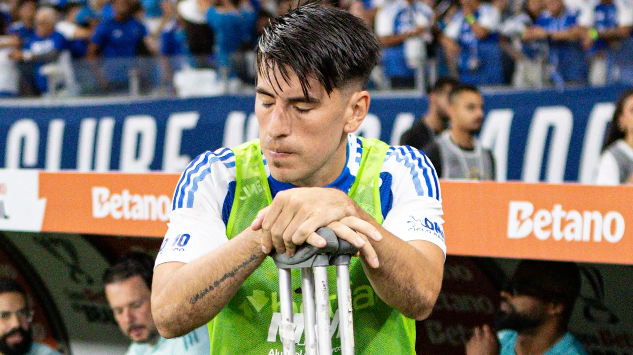 Lucas Villalba, zagueiro do Cruzeiro. Foto: Gilson Lobo/AGIF