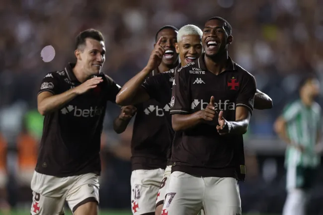 Betfair ainda não decidiu renovação com o Vasco. Foto: Lucas Figueiredo/Getty Images