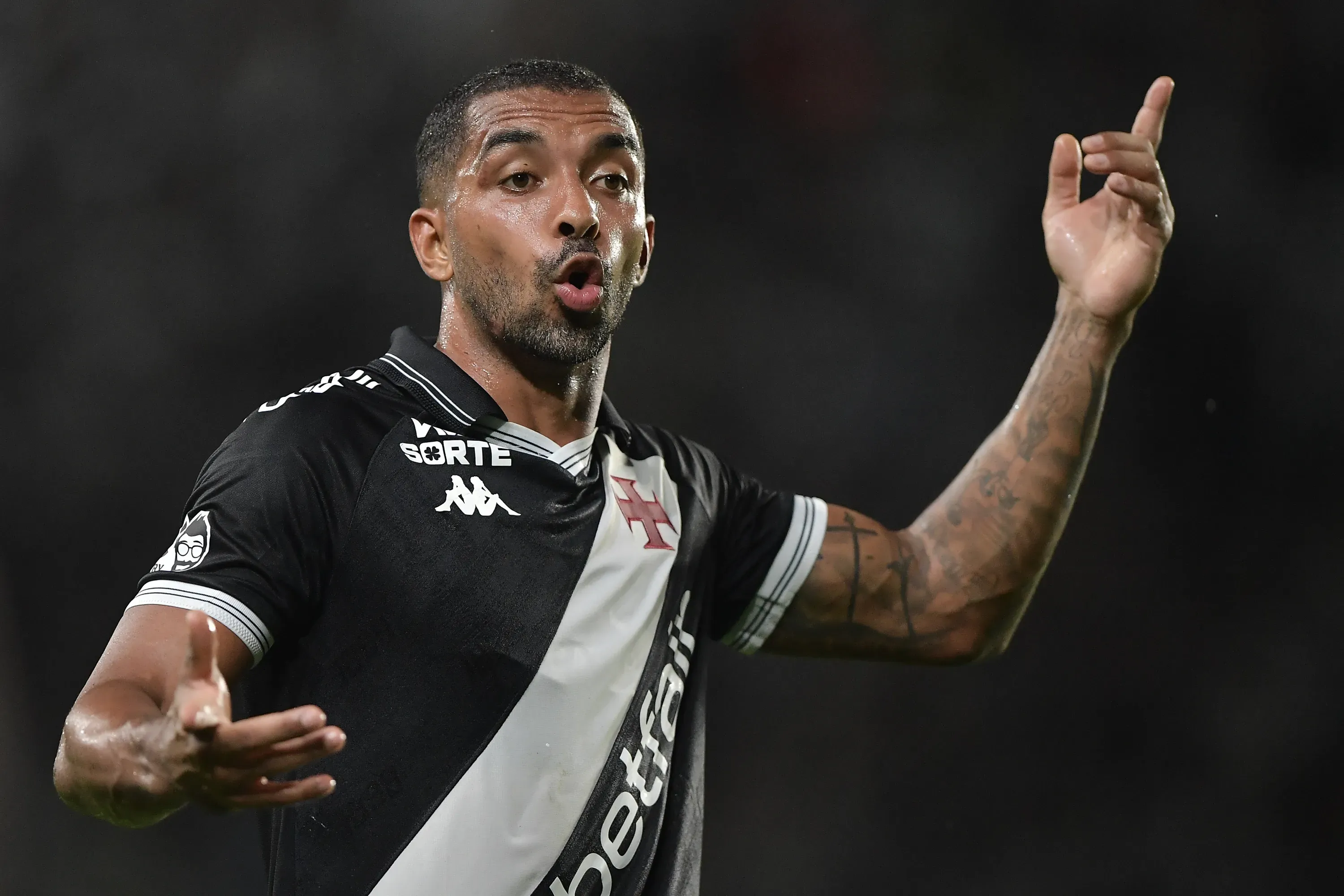 RJ – RIO DE JANEIRO – 02/11/2025 – BRASILEIRO A 2025, VASCO X SAO PAULO – Paulo Henrique jogador do Vasco durante partida contra o Sao Paulo no estadio Sao Januario pelo campeonato Brasileiro A 2025. Foto: Thiago Ribeiro/AGIF