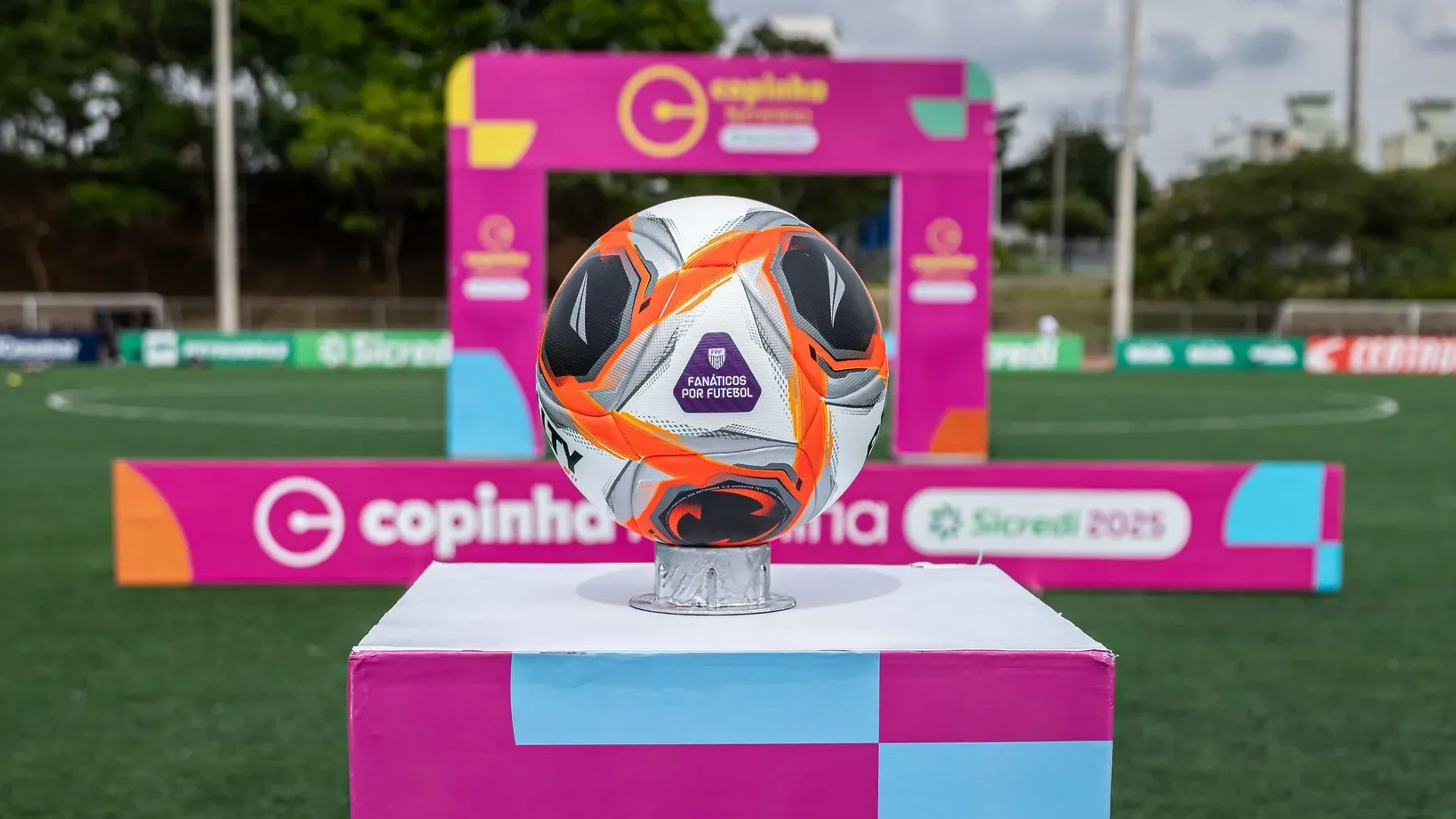 Bola oficial da Copinha Feminina – Foto: Jhony Inacio/Ag.Paulistão