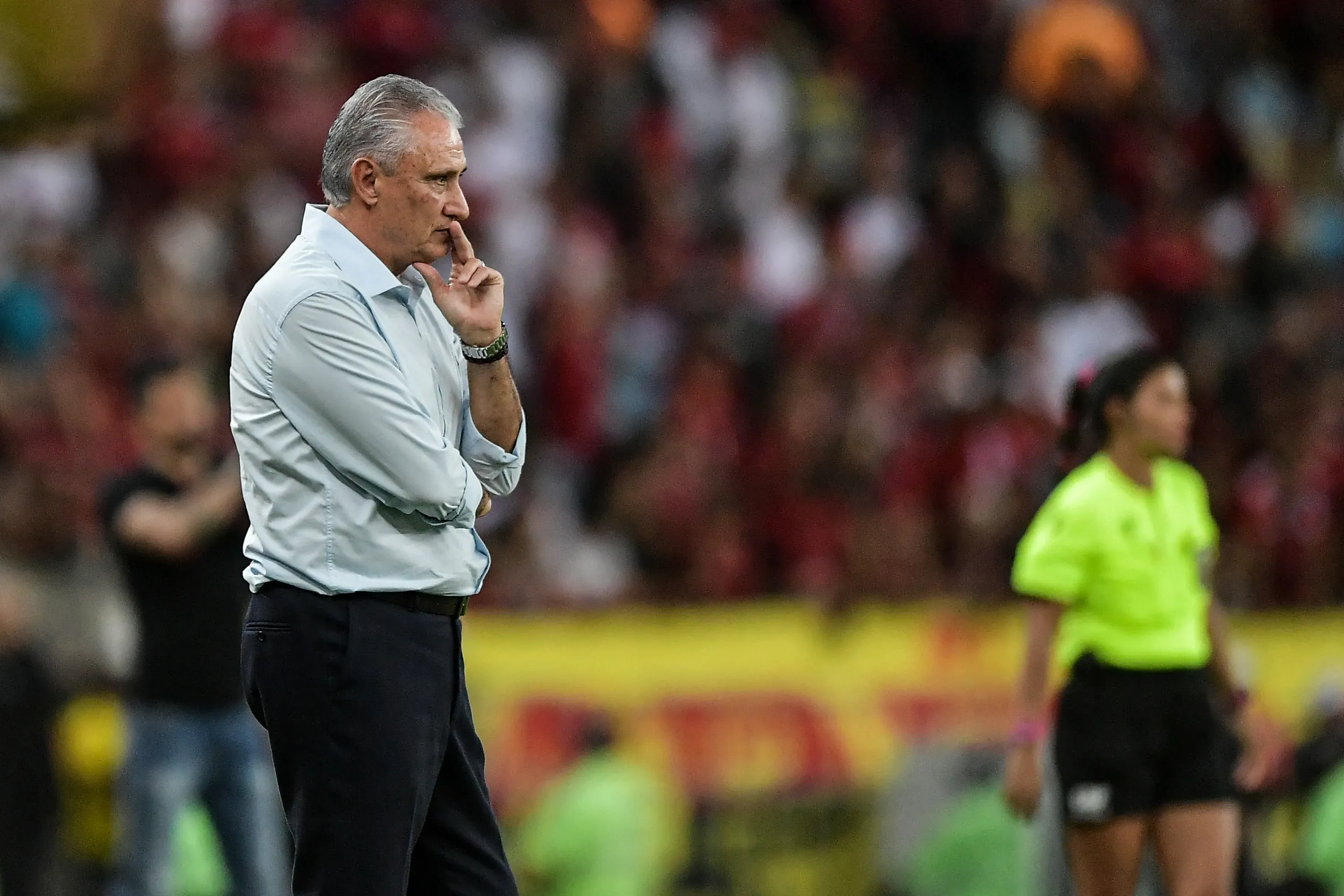 Tite comandando o Flamengo em 2024 – Foto: Thiago Ribeiro/AGIF