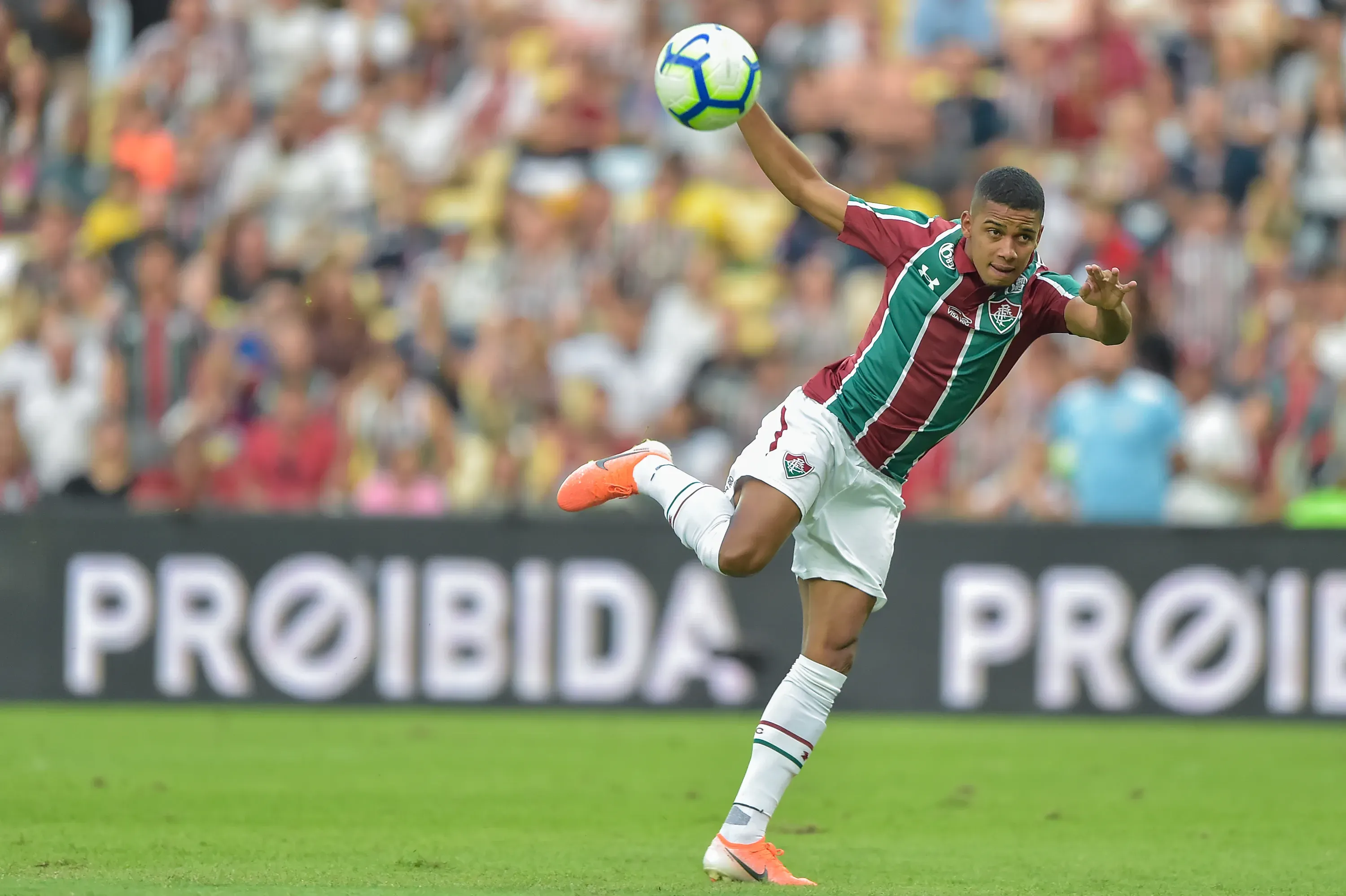 Brenner quando estava no Fluminense, pelo campeonato Brasileiro 2019. Foto: Thiago Ribeiro/AGIF