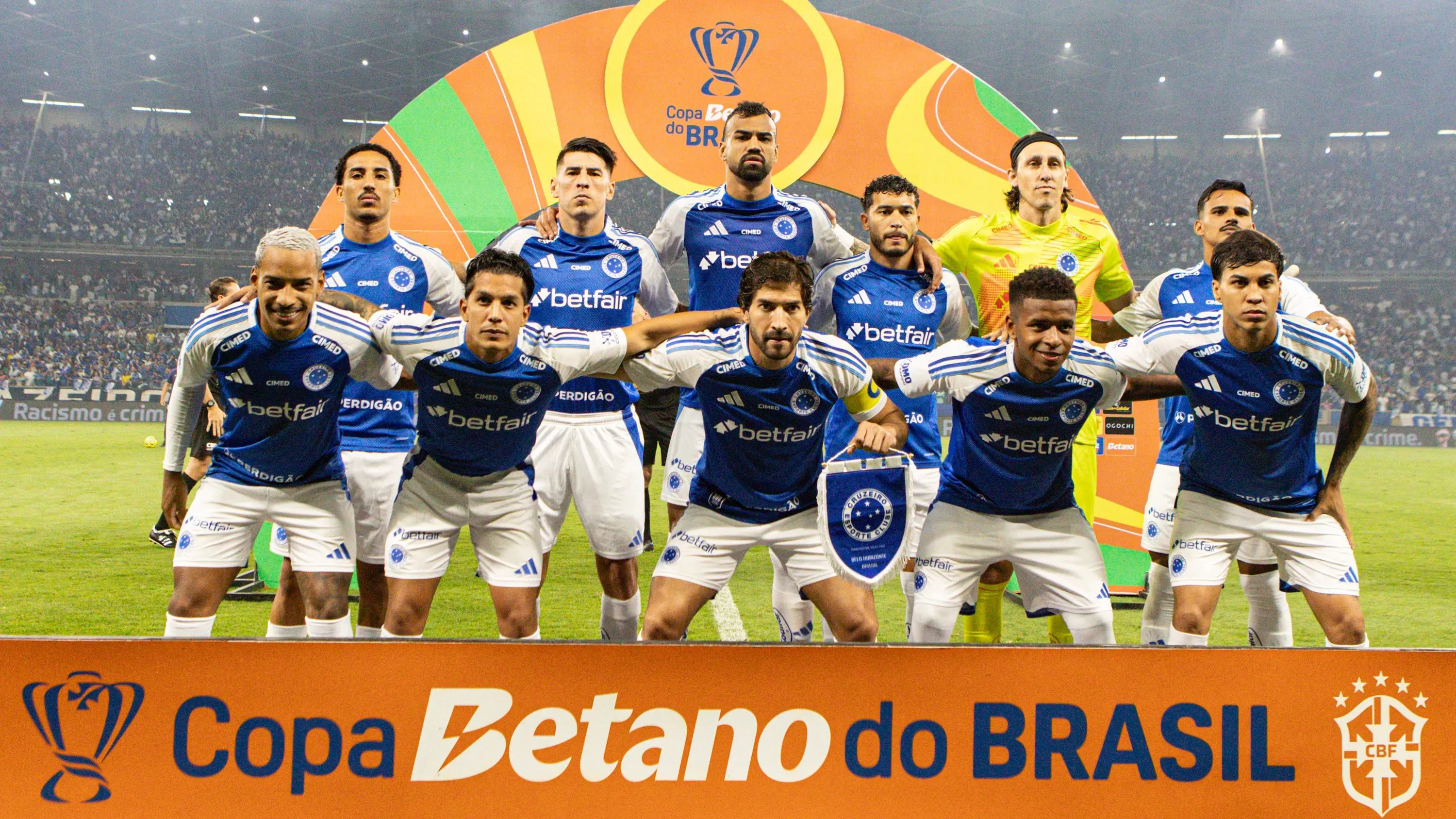Equipe do Cruzeiro. Foto: Gilson Lobo/AGIF