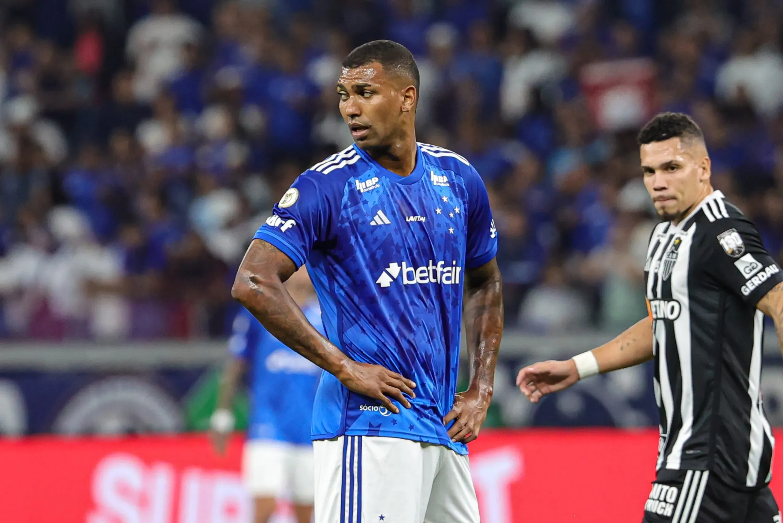 Walace quer ficar no Cruzeiro – Foto: Gilson Lobo/AGIF.