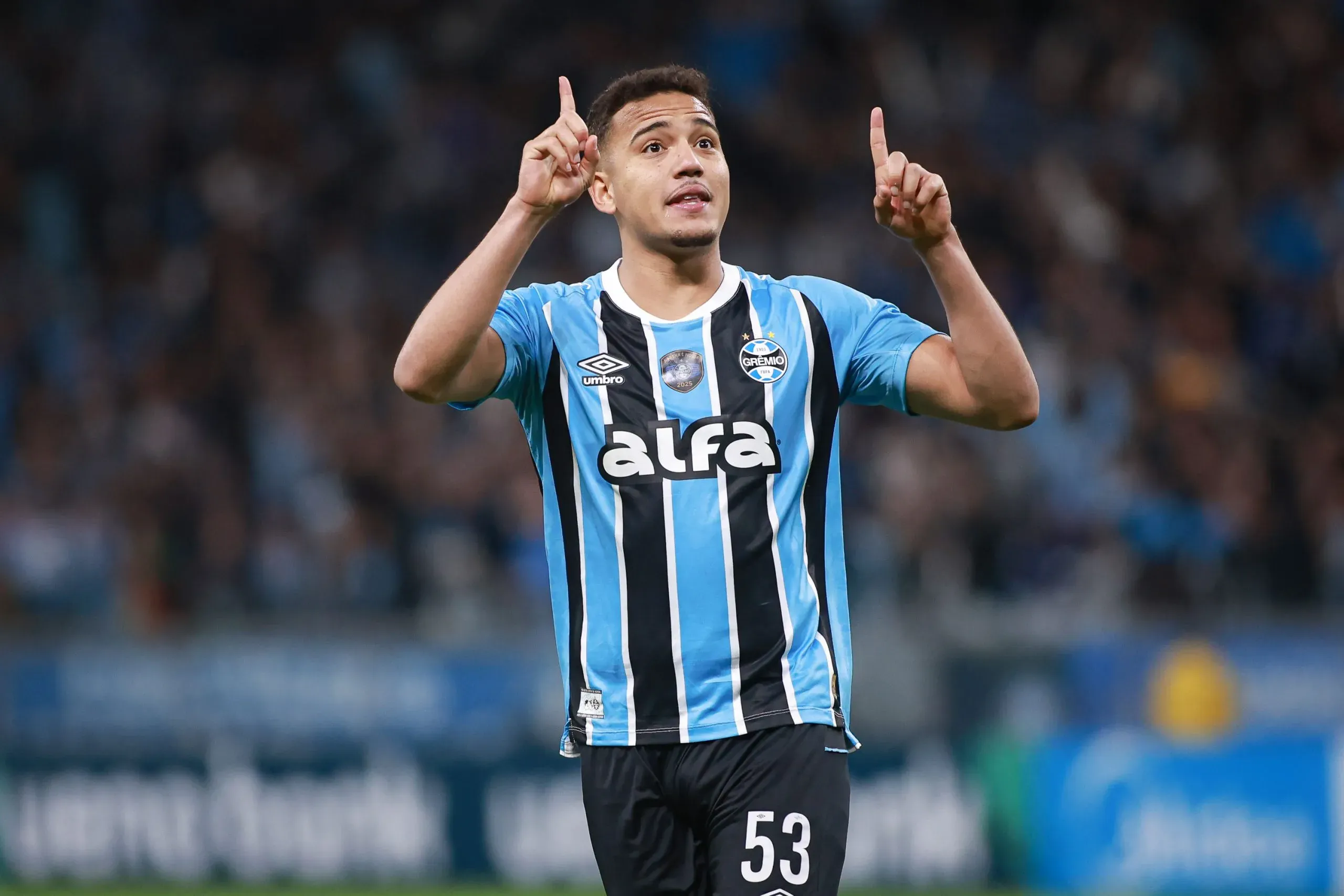Grêmio quer 6 milhões de euros por Gustavo Martins – Foto: Maxi Franzoi/AGIF.