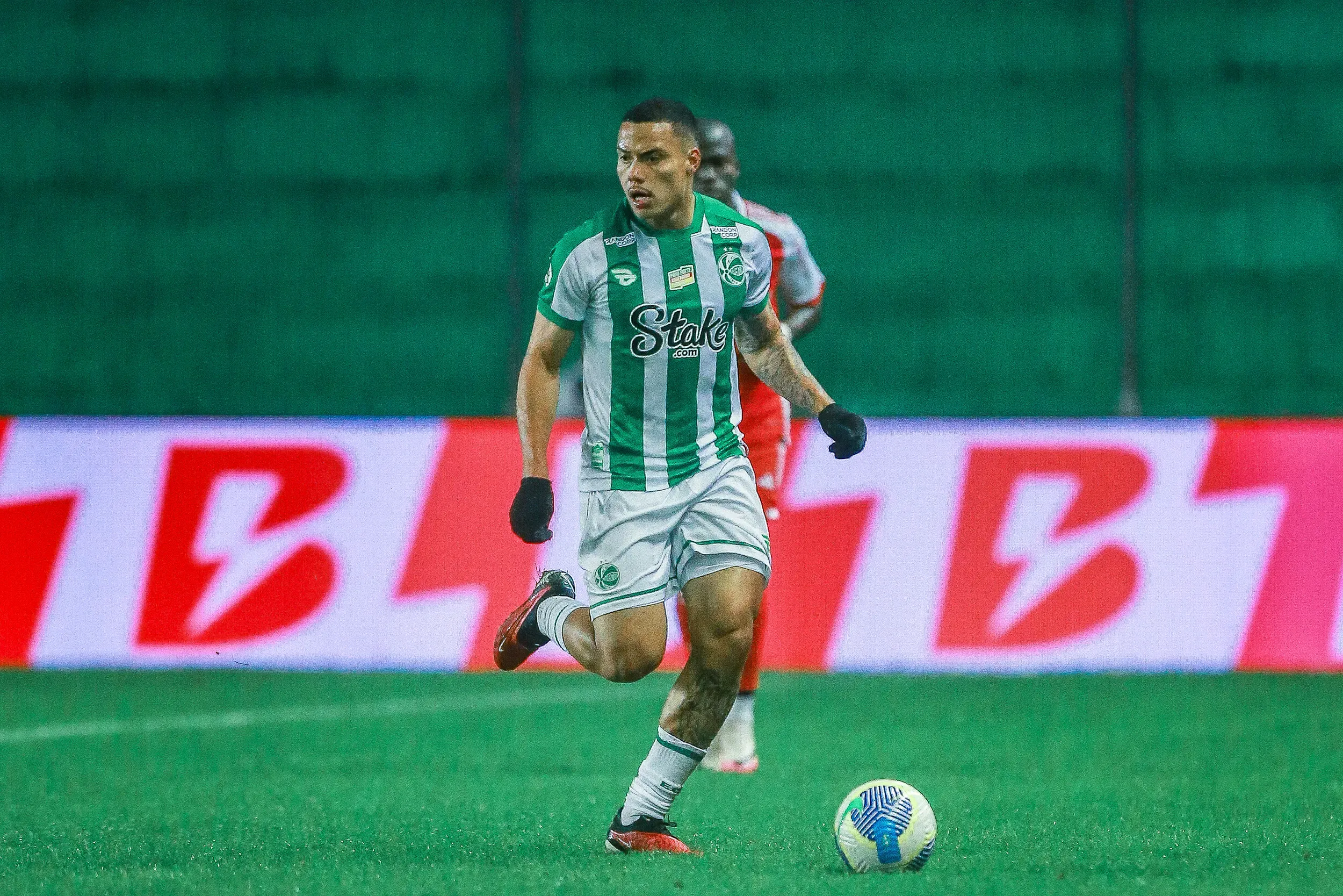 Mandaca durante partida entre Internacional x Juventude na Copa do Brasil de 2024. Foto: Giancarlo Santorum/AGIF