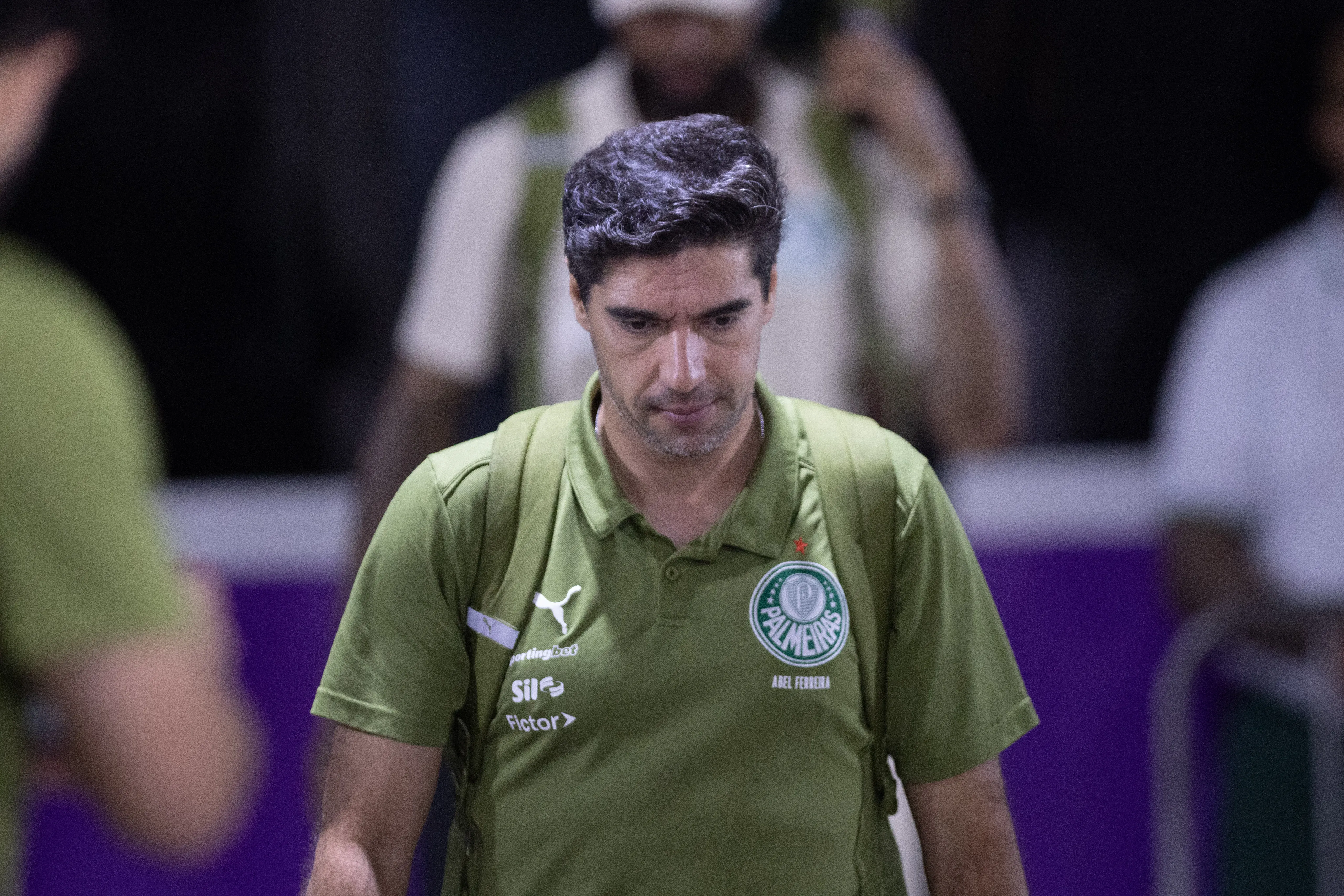 Abel Ferreira tecnico do Palmeiras durante partida contra o Ceara no estadio Arena Castelao pelo campeonato Brasileiro A 2025. Foto: Baggio Rodrigues/AGIF
