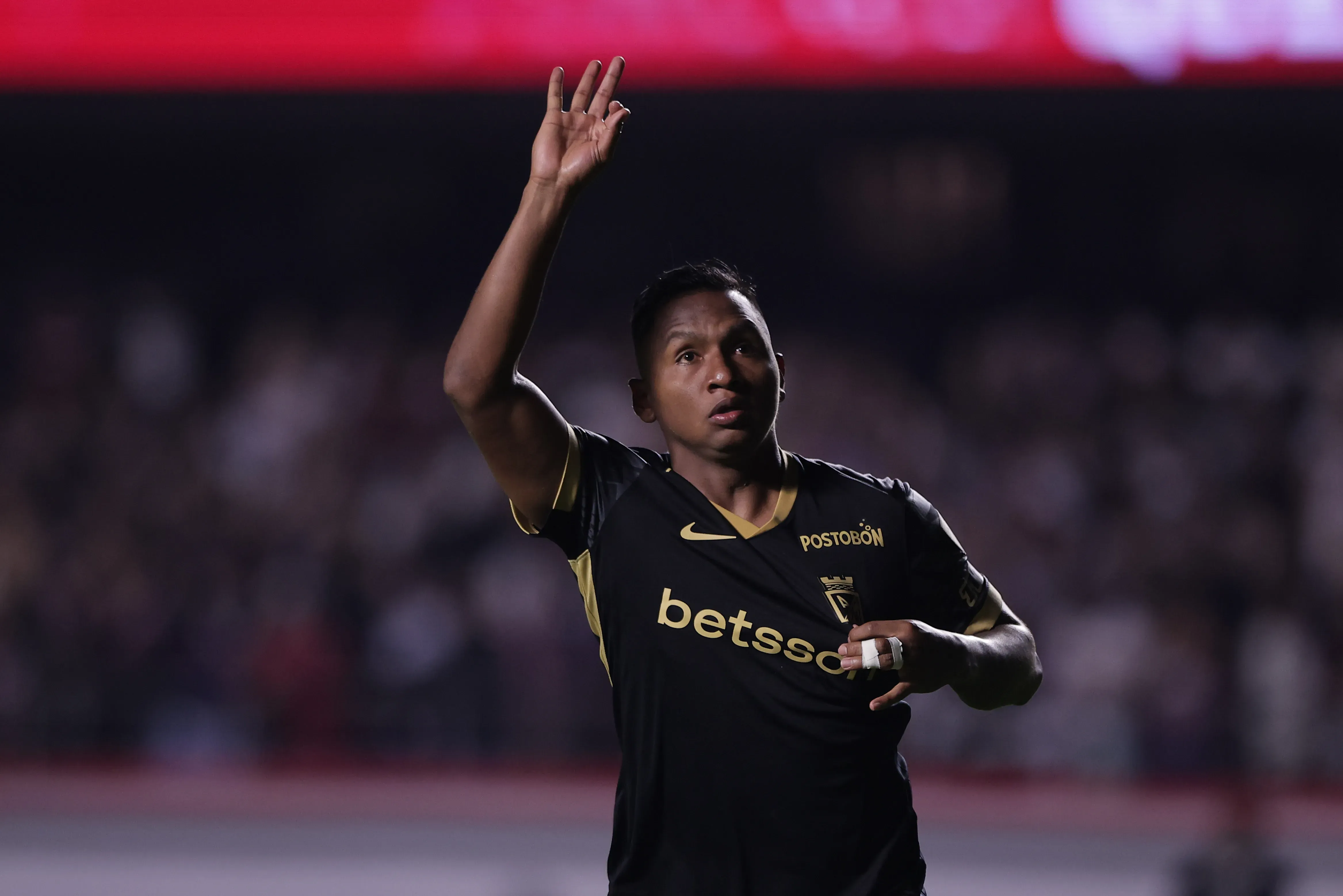 Morelos comemorando gol pelo Atlético Nacional-COL. Foto: Ettore Chiereguini/AGIF