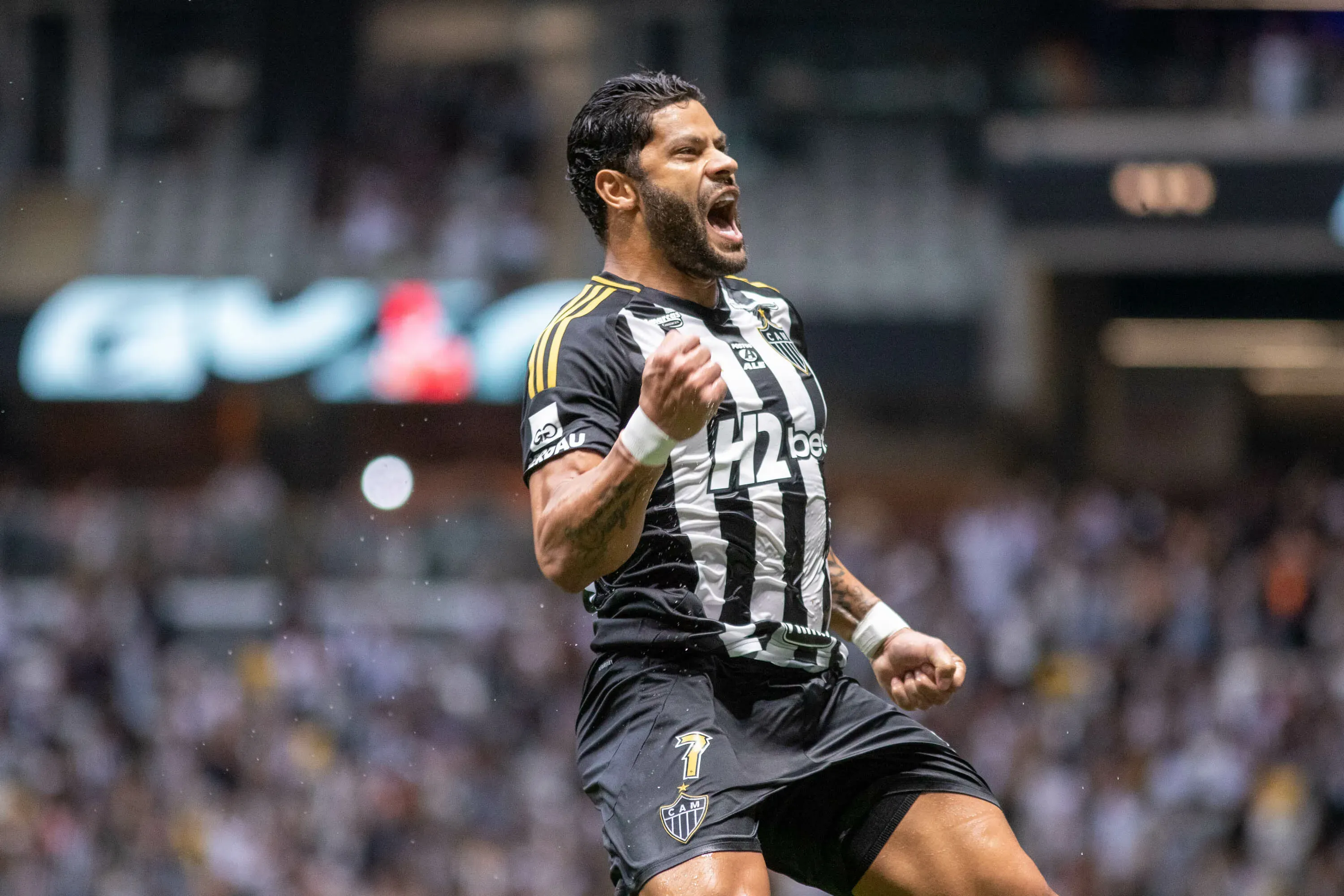 Hulk jogador do Atletico-MG comemora seu gol durante partida contra o Vasco no estadio Arena MRV pelo campeonato Brasileiro A 2025. Foto: Fernando Moreno/AGIF
