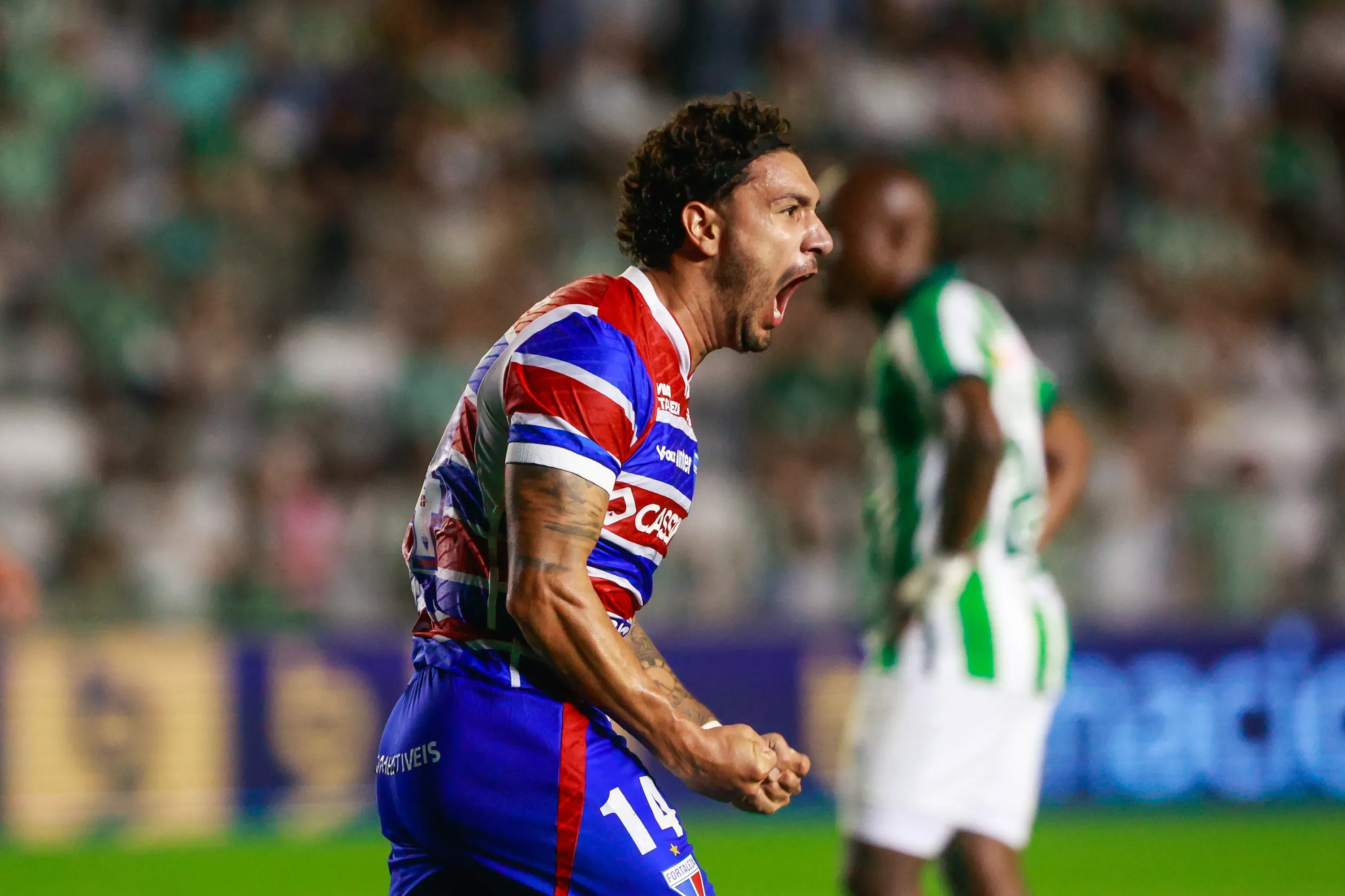 RS – CAXIAS DO SUL – 05/10/2025 – BRASILEIRO A 2025, JUVENTUDE X FORTALEZA – Mancuso jogador do Fortaleza comemora seu gol durante partida contra o Juventude no estadio Alfredo Jaconi pelo campeonato Brasileiro A 2025. Foto: Luiz Erbes/AGIF