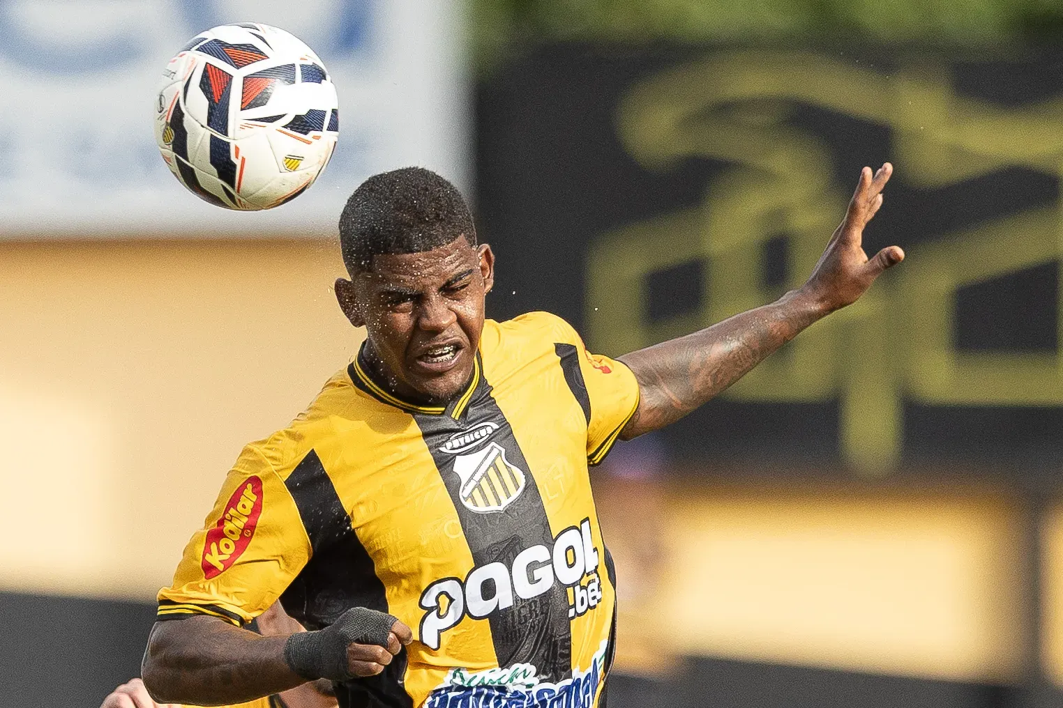 Fabio Matheus jogador do Novorizontino durante partida contra o Remo no estadio Jorge Ismael de Biasi pelo campeonato Brasileiro B 2025. Foto: Joisel Amaral/AGIF