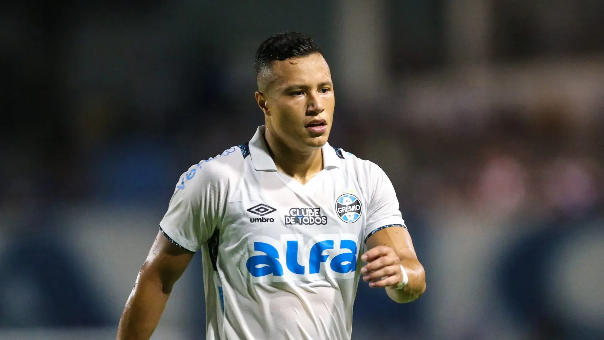 Marlon virou assunto no Cruzeiro - Foto: Marlon Costa/AGIF.