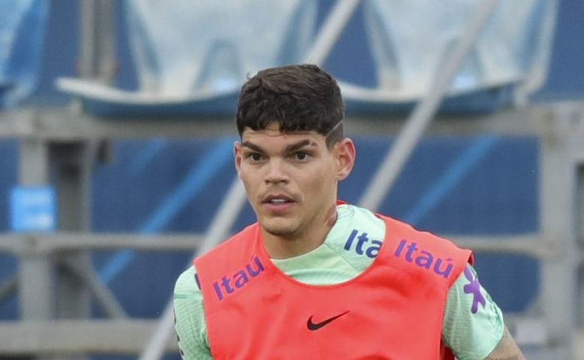 Esto sucedió en un entrenamiento de la selección: la situación actual de Ayrton Lucas está causando que los fanáticos de Flamengo hagan comentarios en la web Esto sucedió en un entrenamiento de la selección: la situación actual de Ayrton Lucas está causando que los fanáticos de Flamengo hagan comentarios en la web