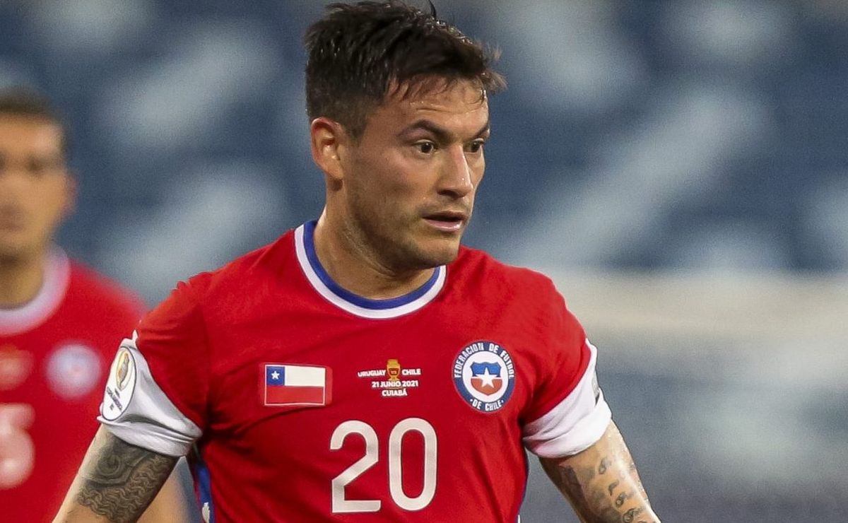 Internacional intentó fichar a los compañeros de Aránguiz para la selección de Chile y fue ‘atacado’