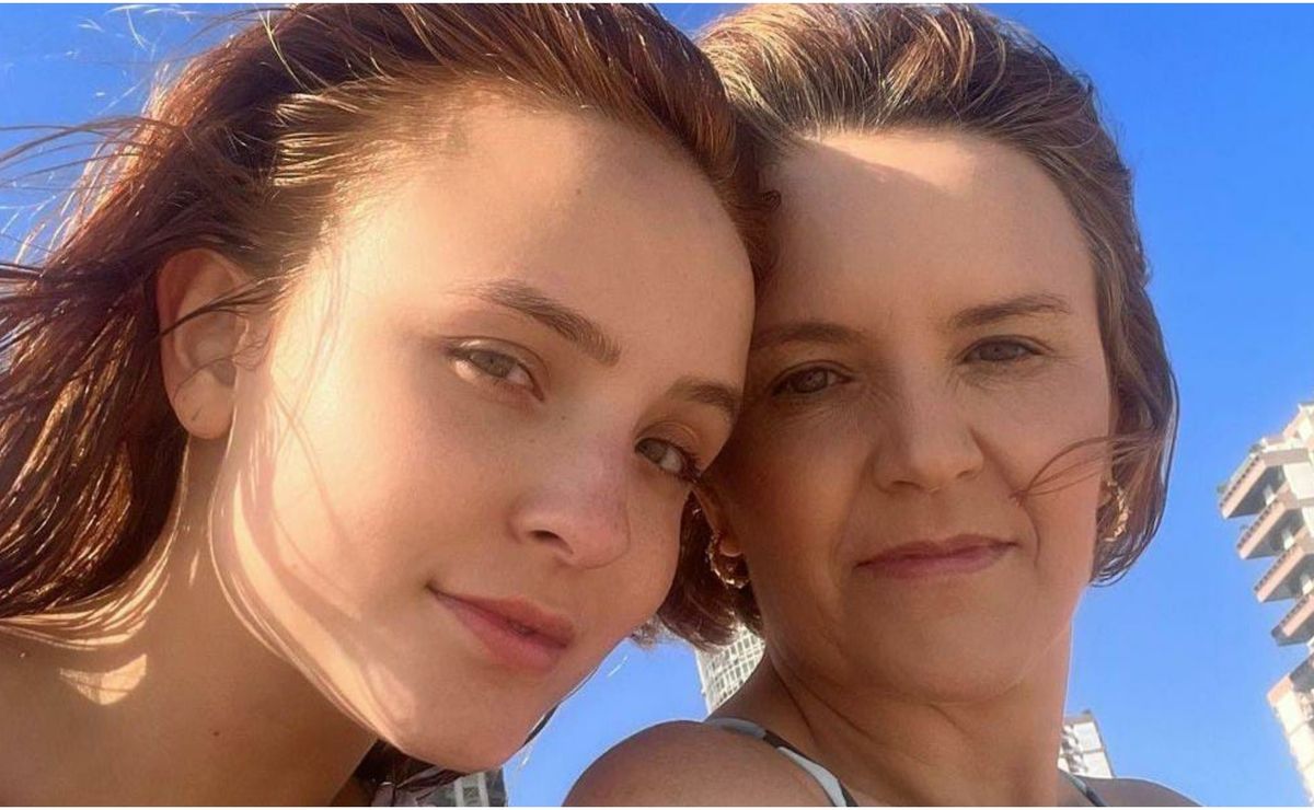 Larissa Manuela: the mother of the actress was supposed to get a fortune after selling her mansion without her consent, says the journalist Larissa Manuela: the mother of the actress was supposed to get a fortune after selling her mansion without her consent, says the journalist