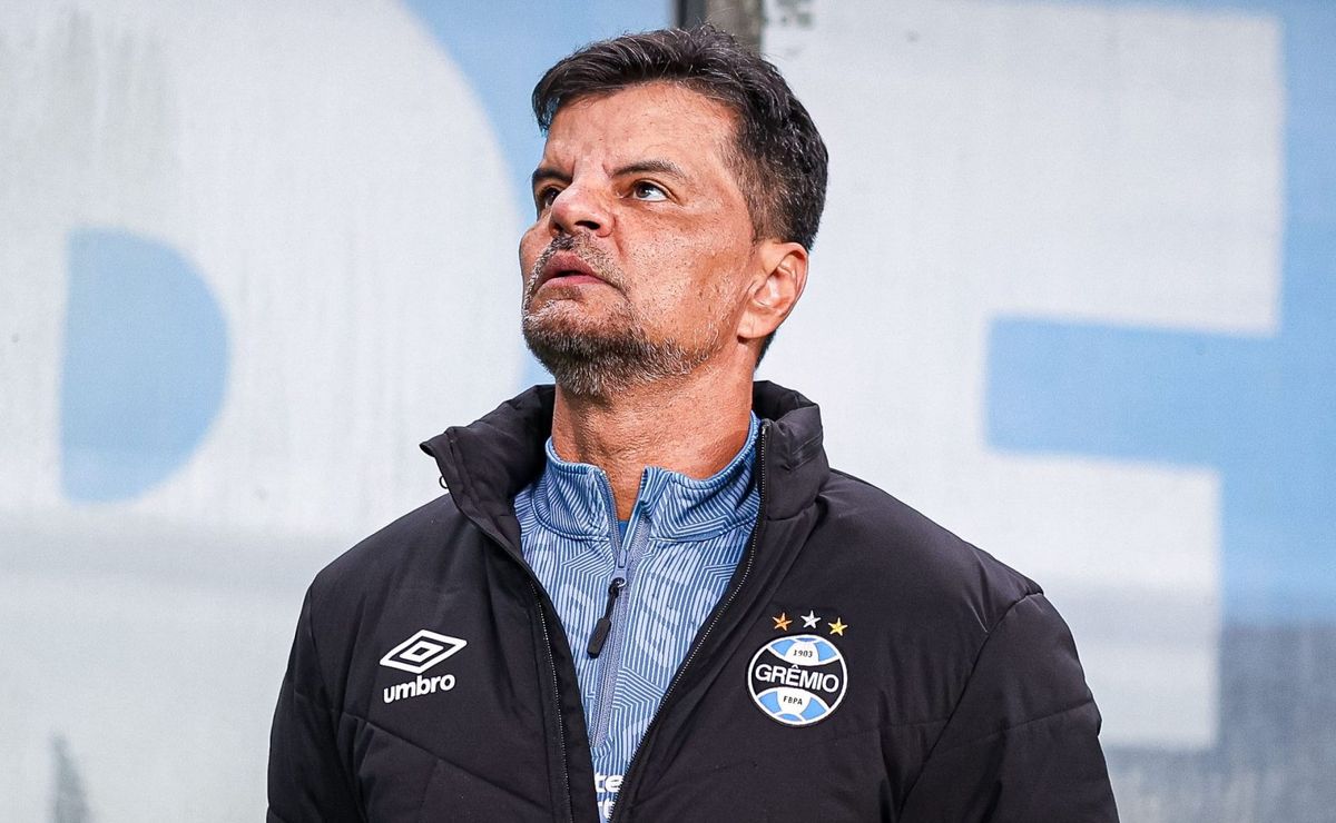Demissão de Alexandre Mendes do Grêmio tem resposta de Guerra