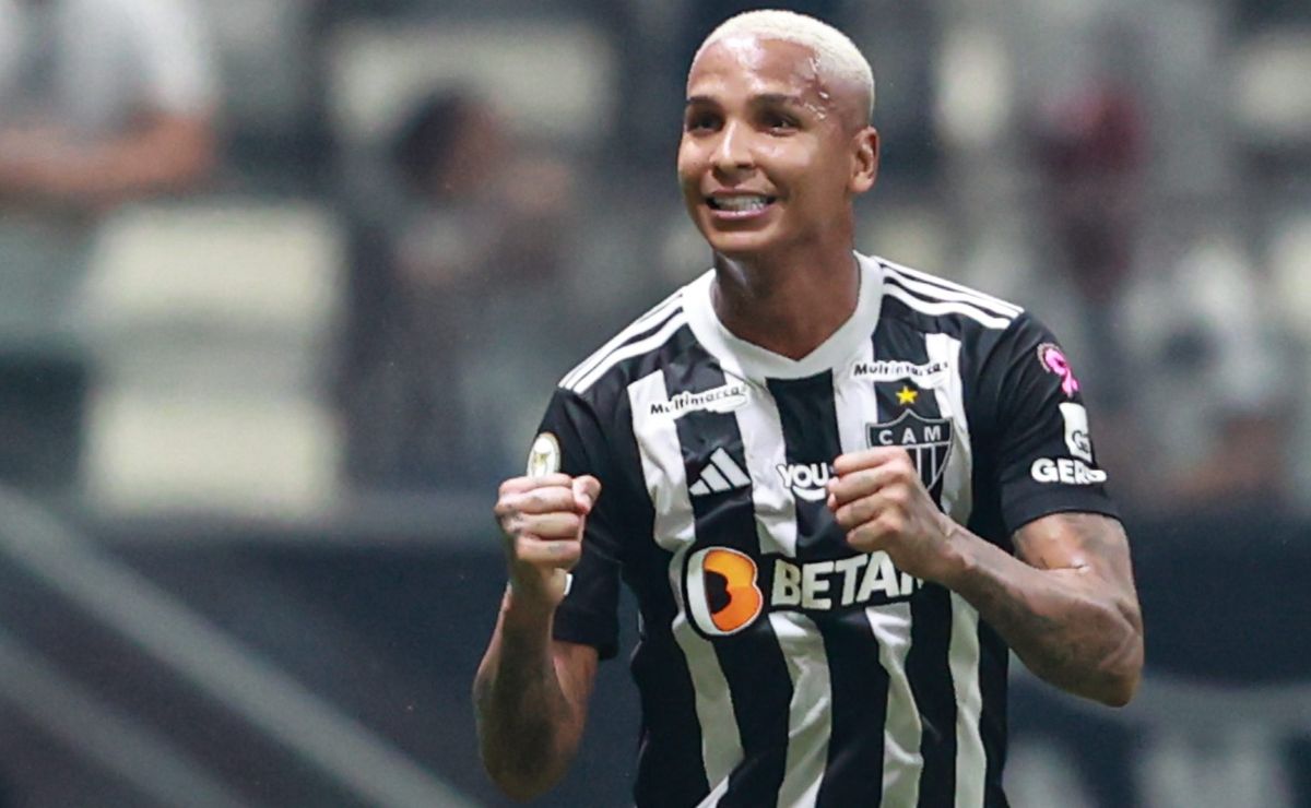 Deyverson leva camisa do Boca Juniors, brilha em River Plate x Atlético-MG e deixa sua marca na história do Galo