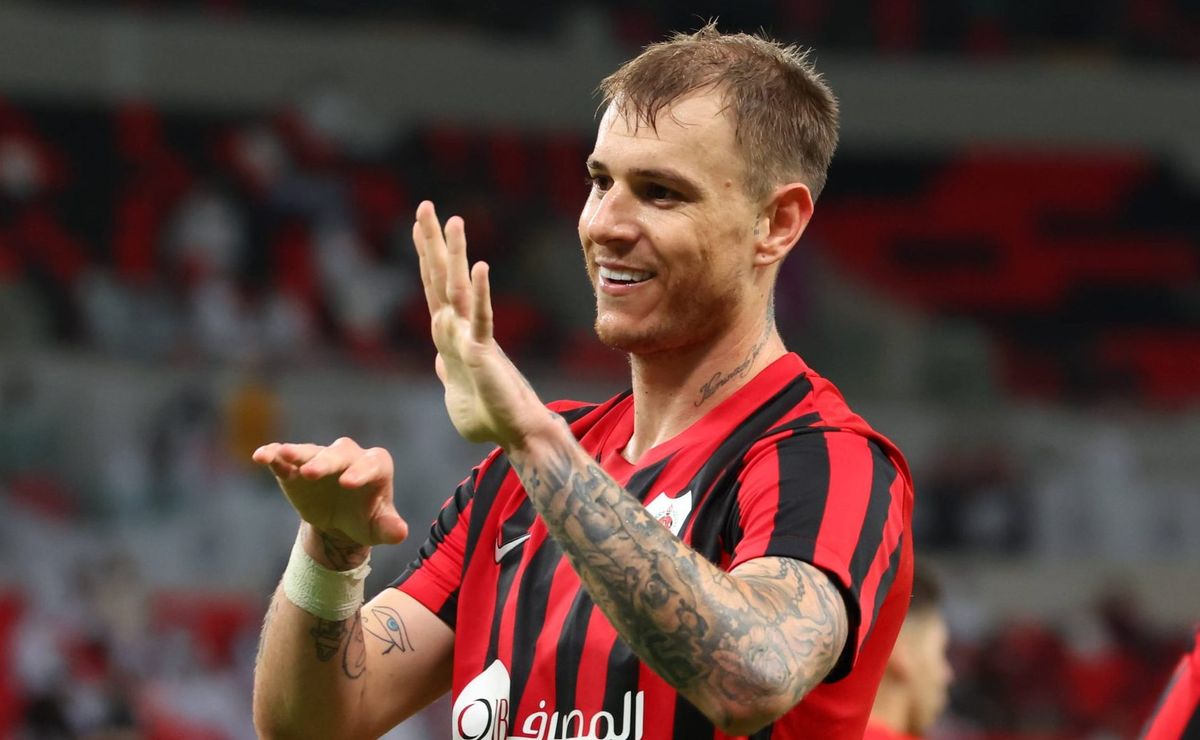 Atlético-MG mira retorno de Róger Guedes e procura empresário: “Já fizeram a paquera”