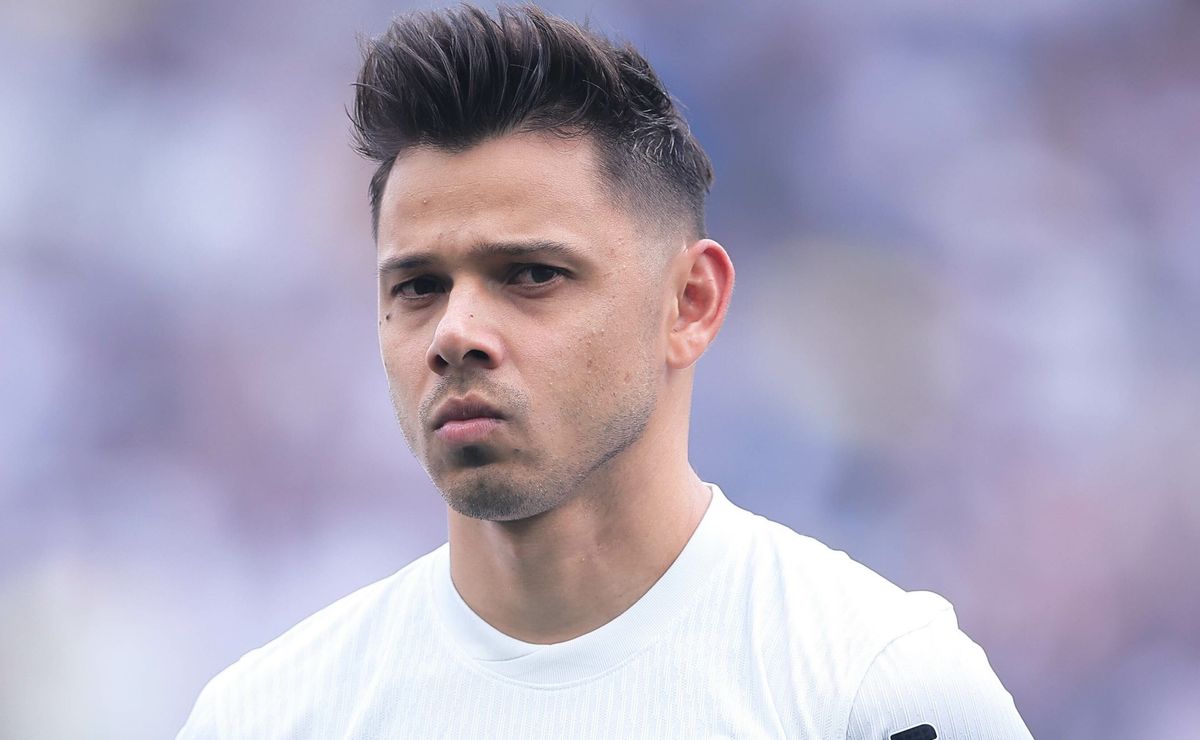 Romero desconversa sobre renovar com o Corinthians e faz revelação: “Vou ser sincero…”