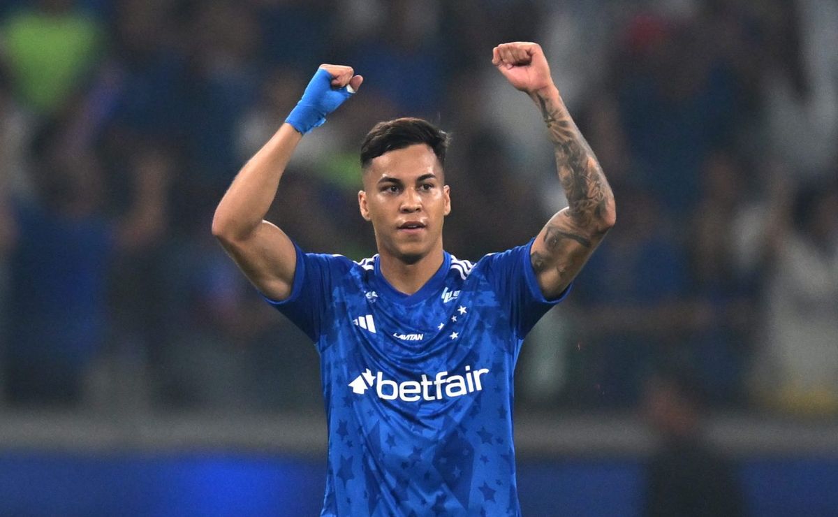 Kaio Jorge cai nas graças da torcida do Cruzeiro após decidir na Sul-Americana: “É craque”