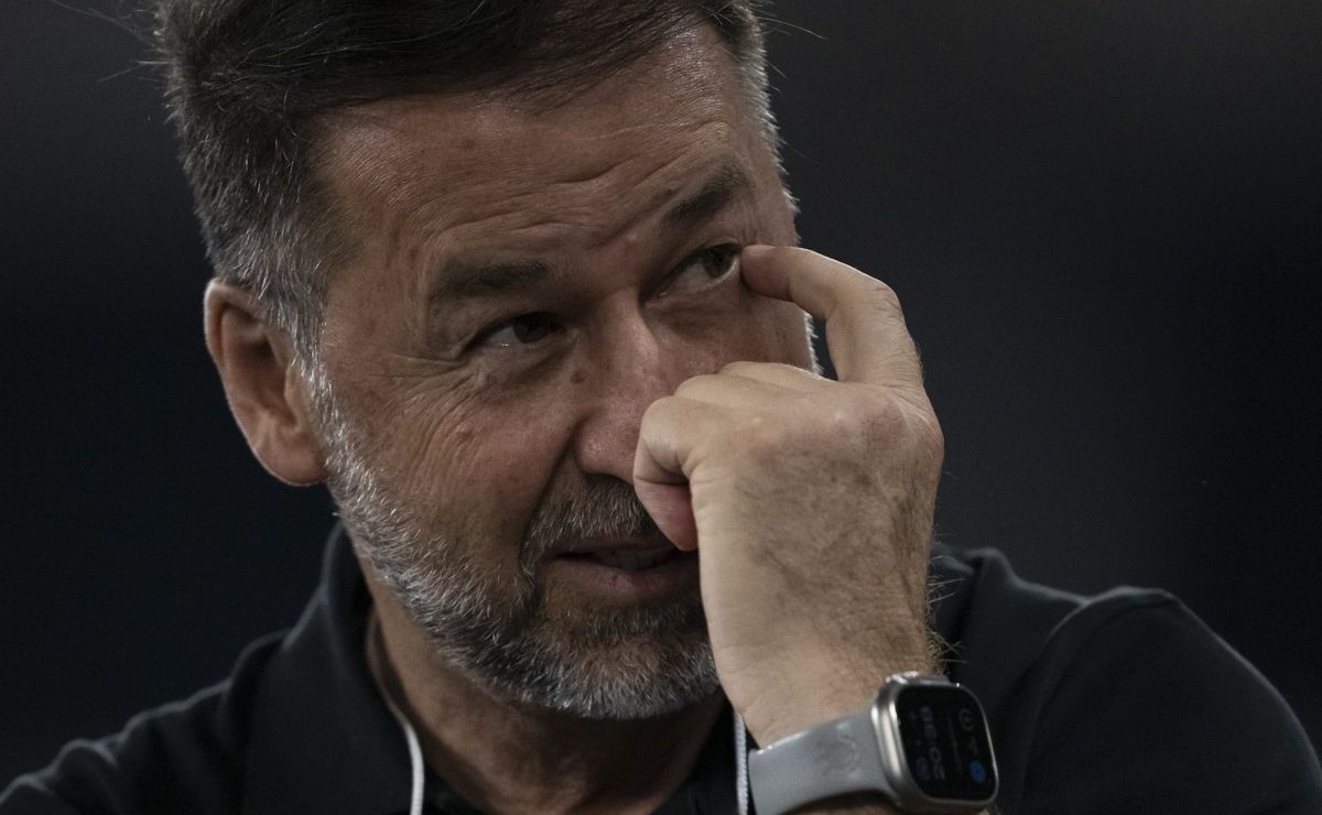 Carlos Gonzáles, do Tijuana, é oferecido para Augusto Melo e pode chegar ao Corinthians