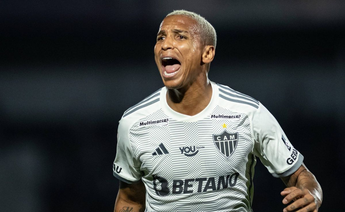 Deyverson elogia Alan Kardec e se manifesta após Flamengo x Atlético-MG: “Referência demais”