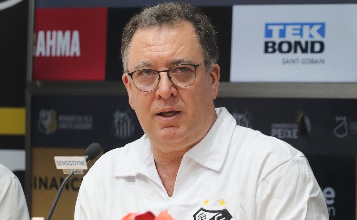 Souza saindo do Santos para o São Paulo não está nos planos de Marcelo Teixeira