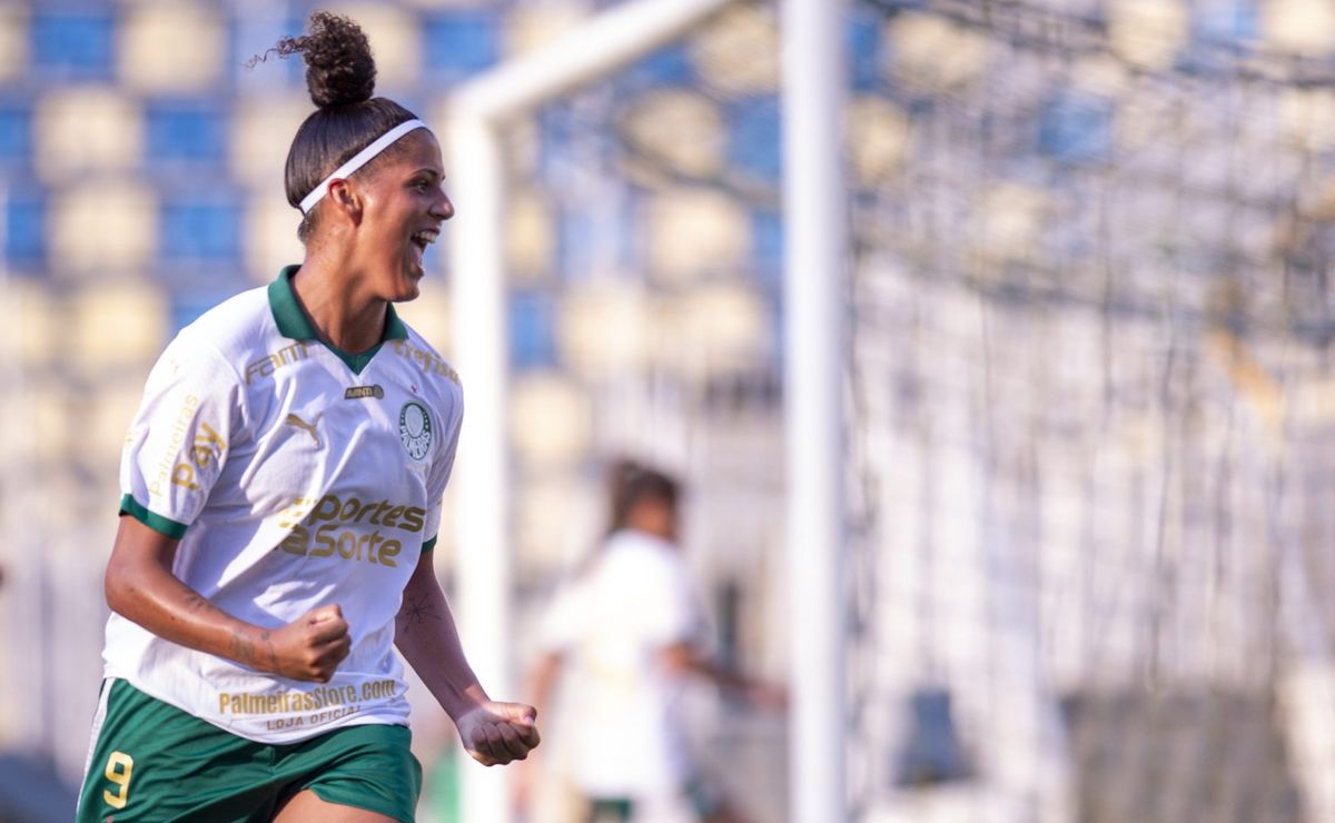 Amanda Gutierres, do Palmeiras brilha no Paulistão e revela experiência na Seleção Brasileira