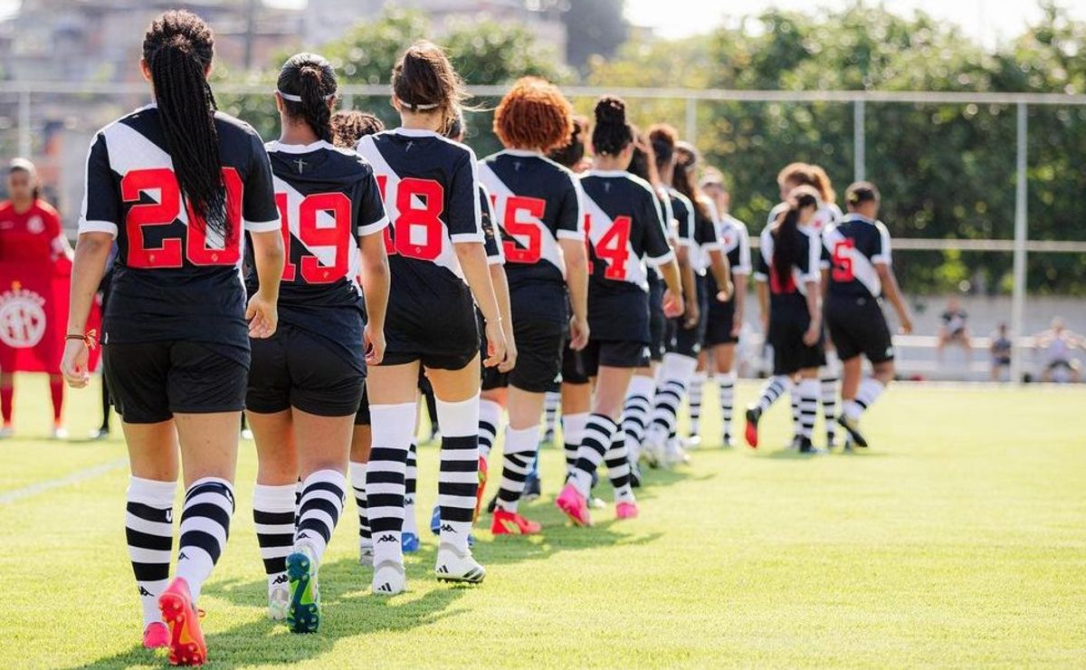 Vasco investe no futuro da base do futebol feminino com novas contratações para o Sub-17
