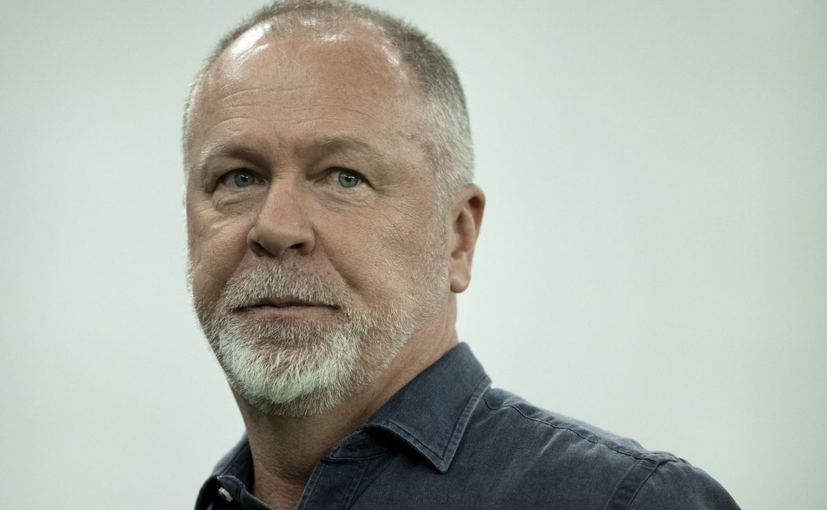 Mano Menezes tem futuro sinalizado no Fluminense após polêmica e rescisão de Marcelo