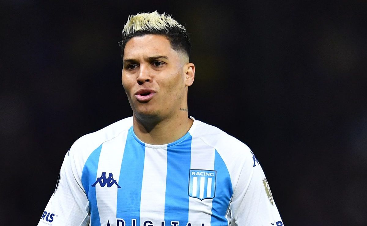 Sondado pelo Santos, Quintero recusa jogar no Boca Juniors