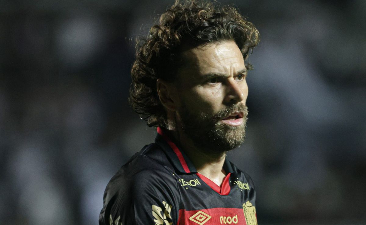 Lucas Lima pode enfrentar Santos daqui 17 dias e render R$ 2 milhões