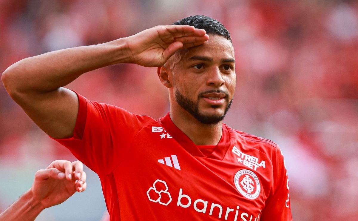 Escalação do Internacional: Wanderson entra no time no lugar de Wesley contra o Fluminense
