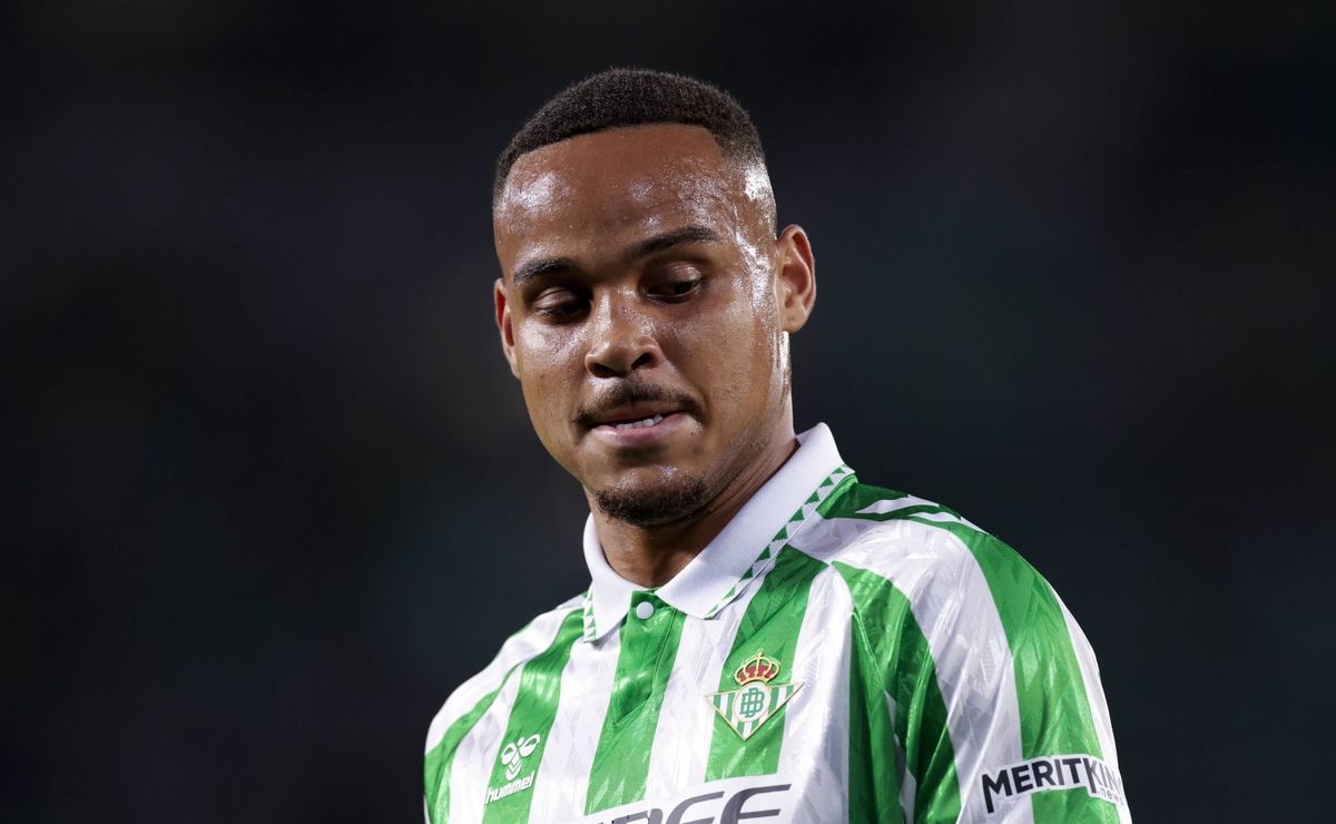 Natan, ex-Flamengo, marca primeiro gol pelo Real Betis-ESP e câmera flagra cena impactante