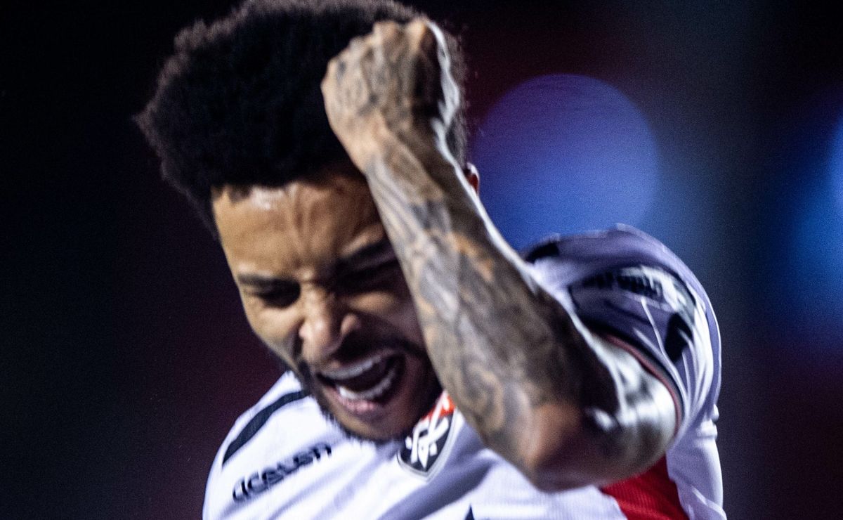 Vitória-BA aceita vender Matheuzinho ao São Paulo pela multa e Fábio Mota afasta negócio