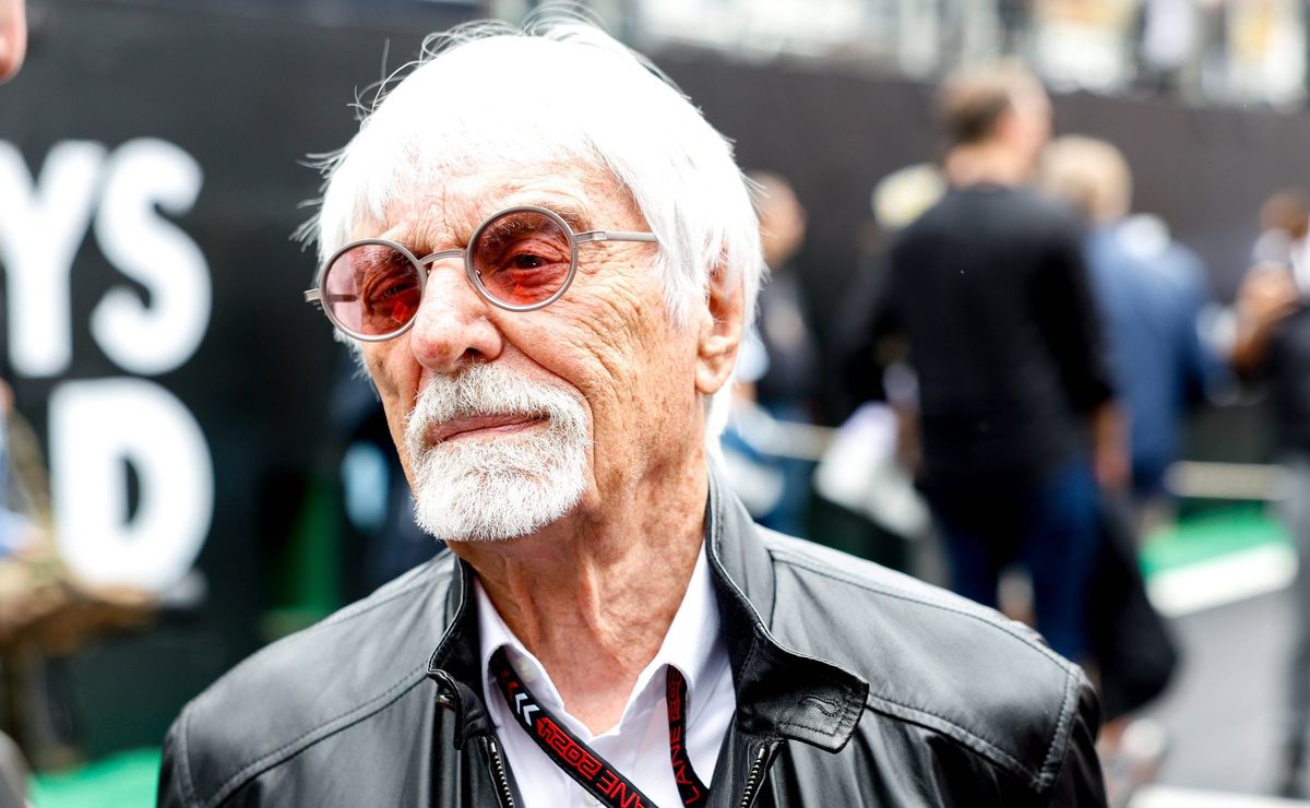 Bernie Ecclestone elogia Max Verstappen e o compara a lendas da F1