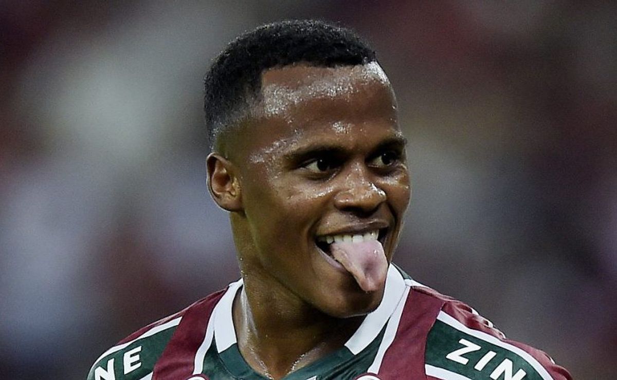 Cruzeiro aprova pacotão de reforços com Gabigol e Jhon Arias para 2025