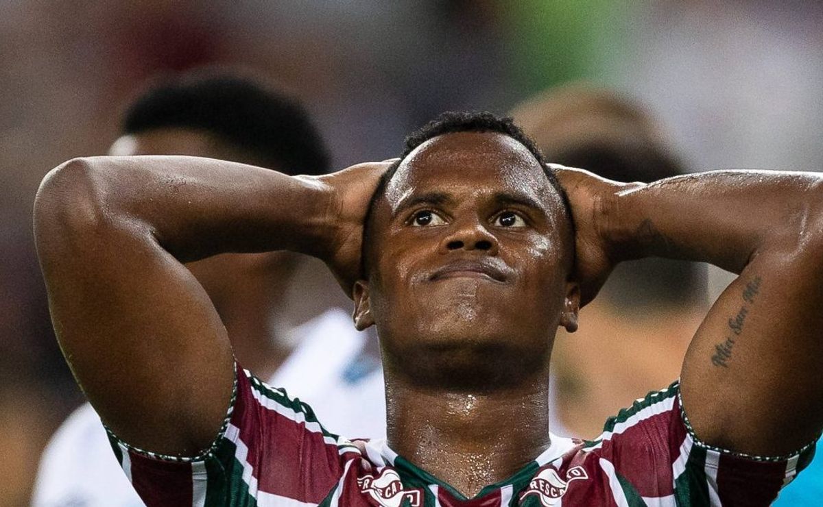 Cruzeiro aceita cobrir oferta do Galatasaray por Jhon Arias e Fluminense toma decisão nos bastidores